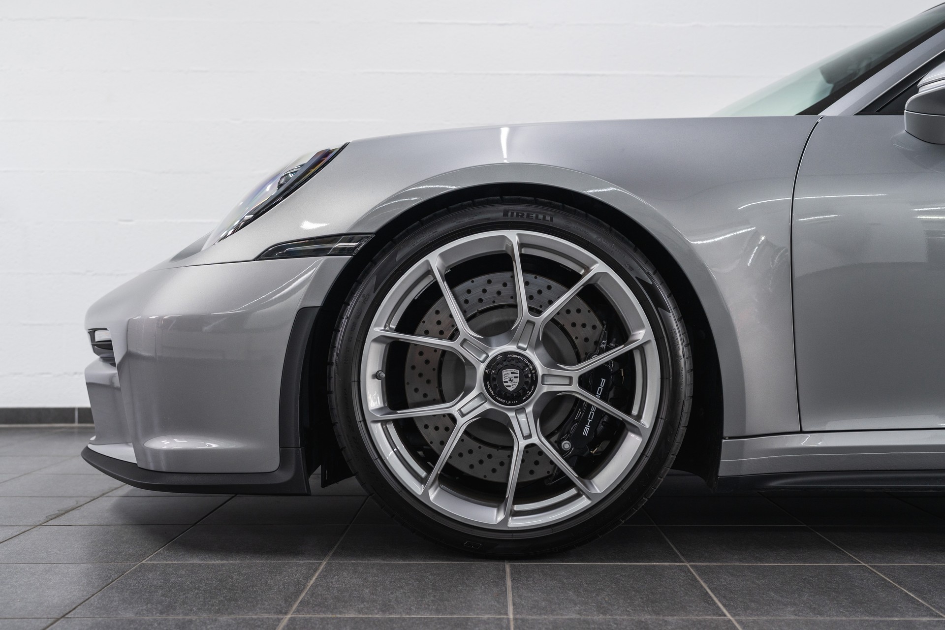 PORSCHE 911 GT3 Touring PDK-image-7
