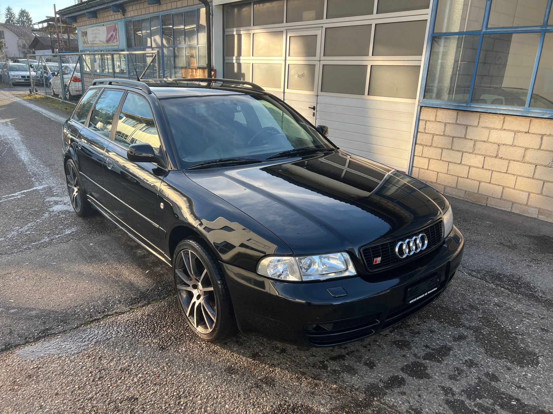 AUDI S4 Avant quattro