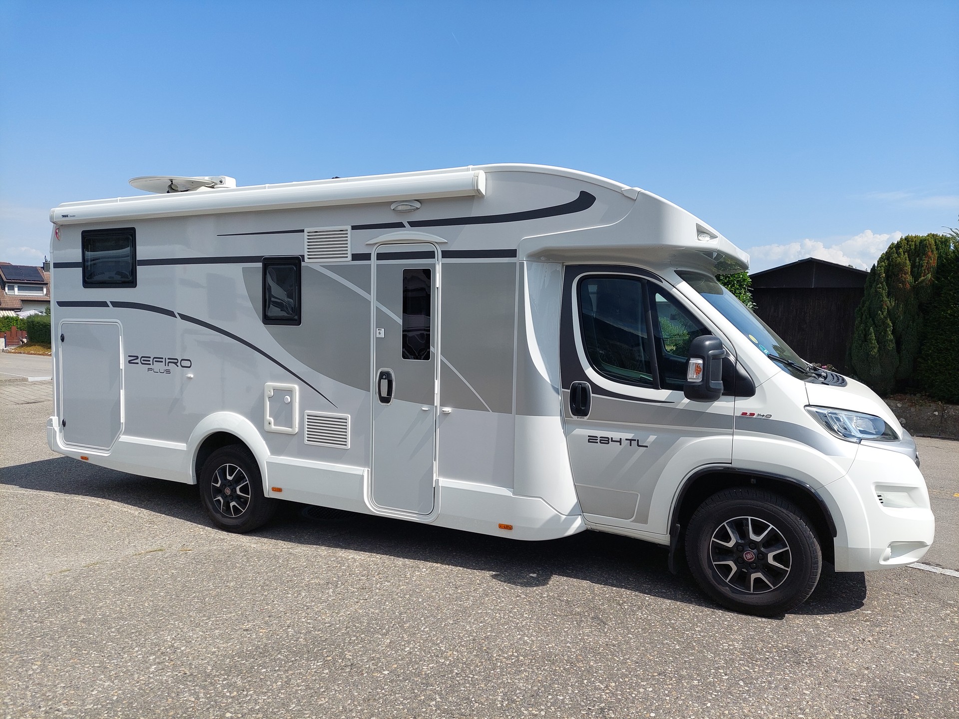 ROLLER TEAM Fiat Zefiro 284TL