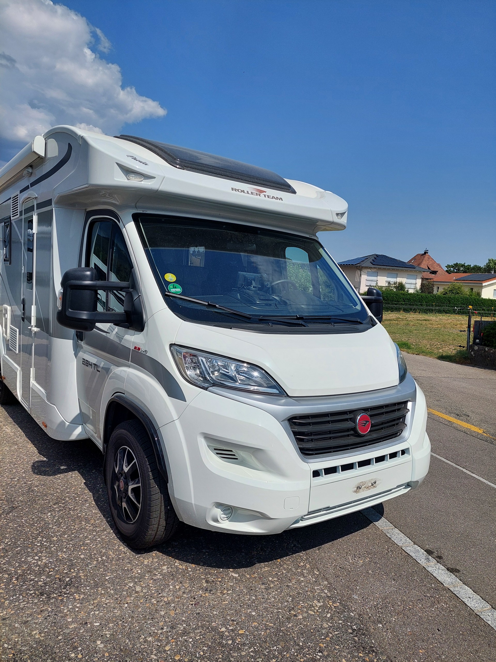 ROLLER TEAM Fiat Zefiro 284TL-image-1