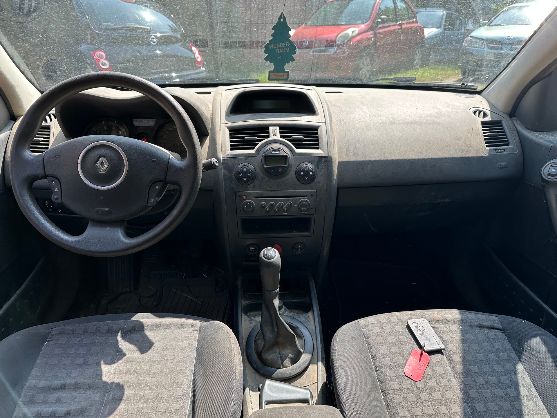 RENAULT Mégane Break 1.6 16V Business FIXPREIS-image-10