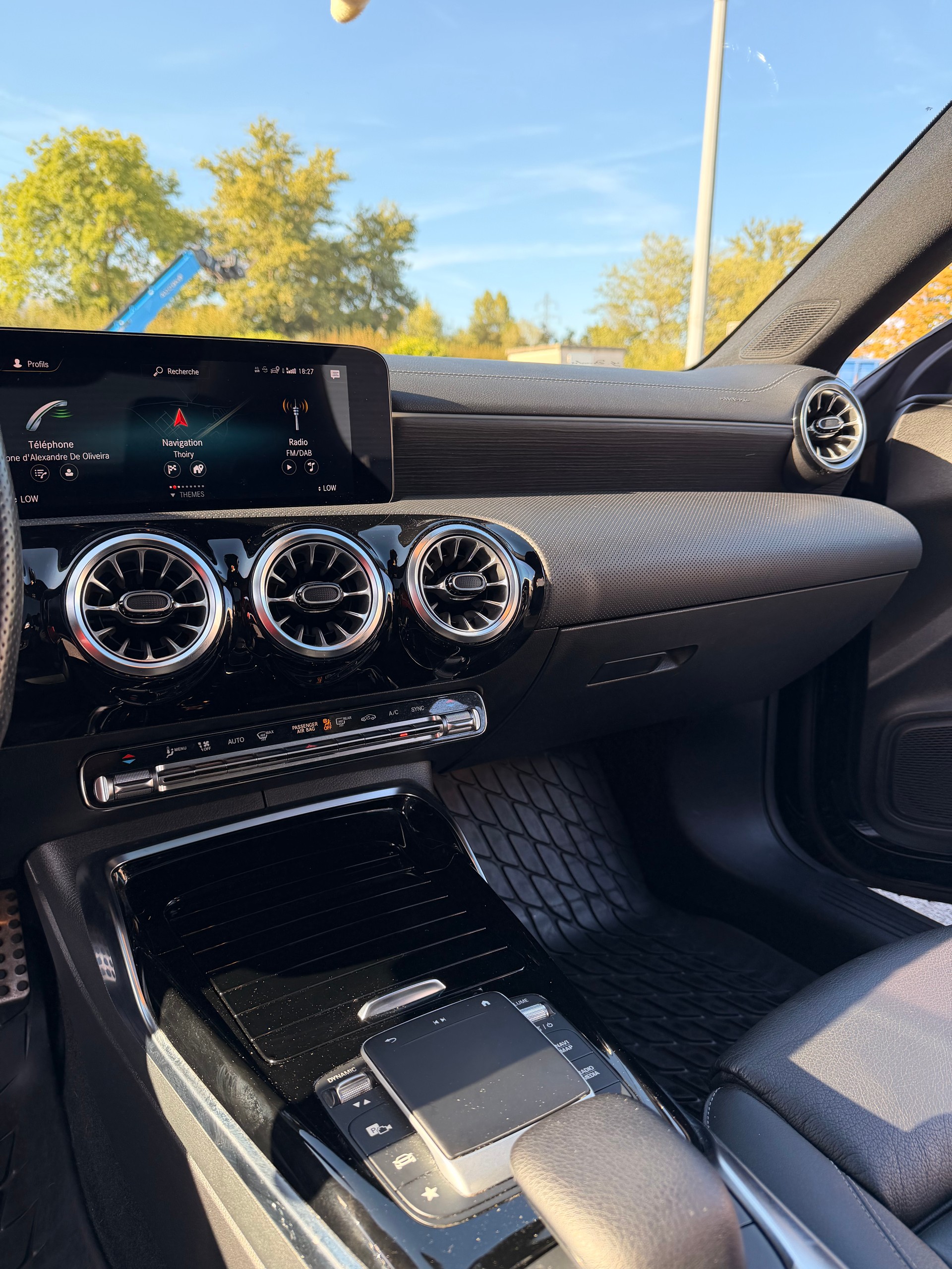 MERCEDES-BENZ CLA 35 AMG 4matic-image-13