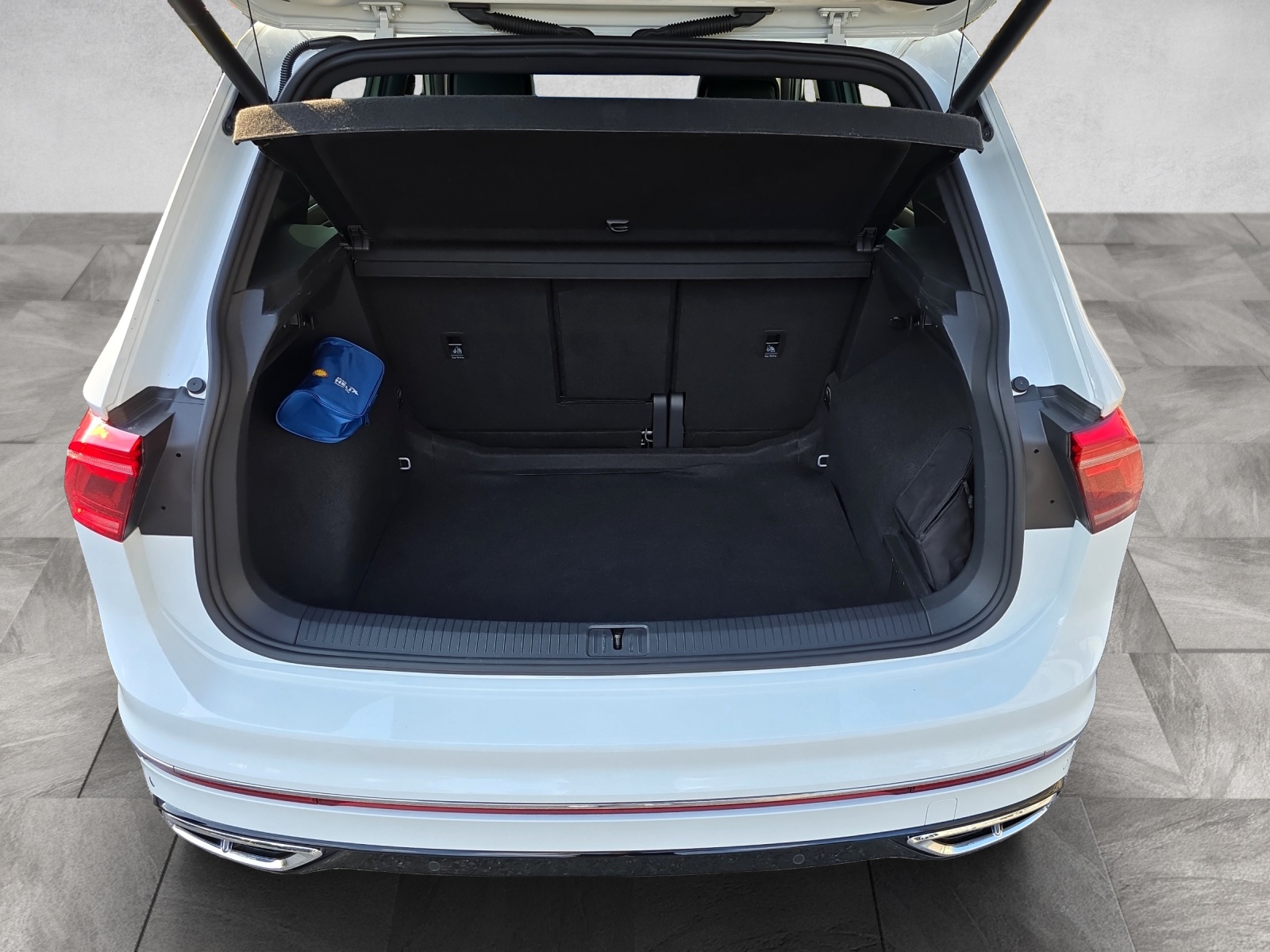 VW Tiguan 2.0 TDI SCR R-Line 4Motion DSG-image-27