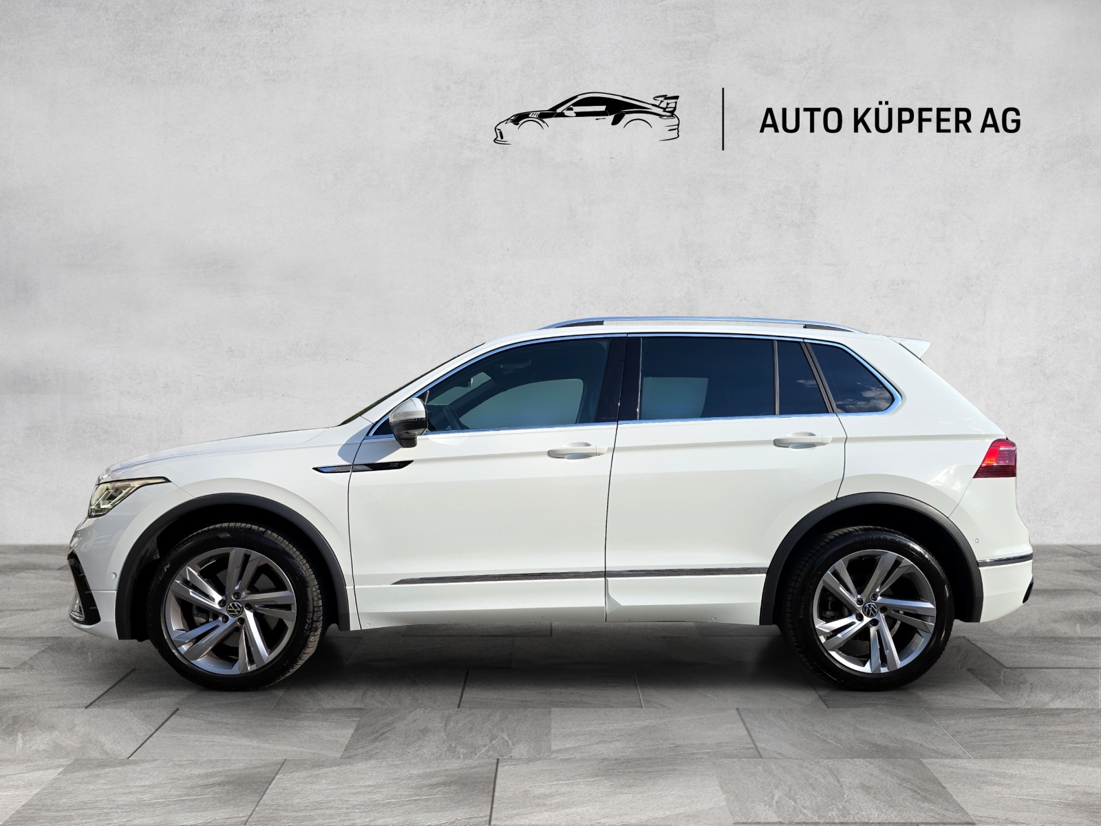 VW Tiguan 2.0 TDI SCR R-Line 4Motion DSG-image-4