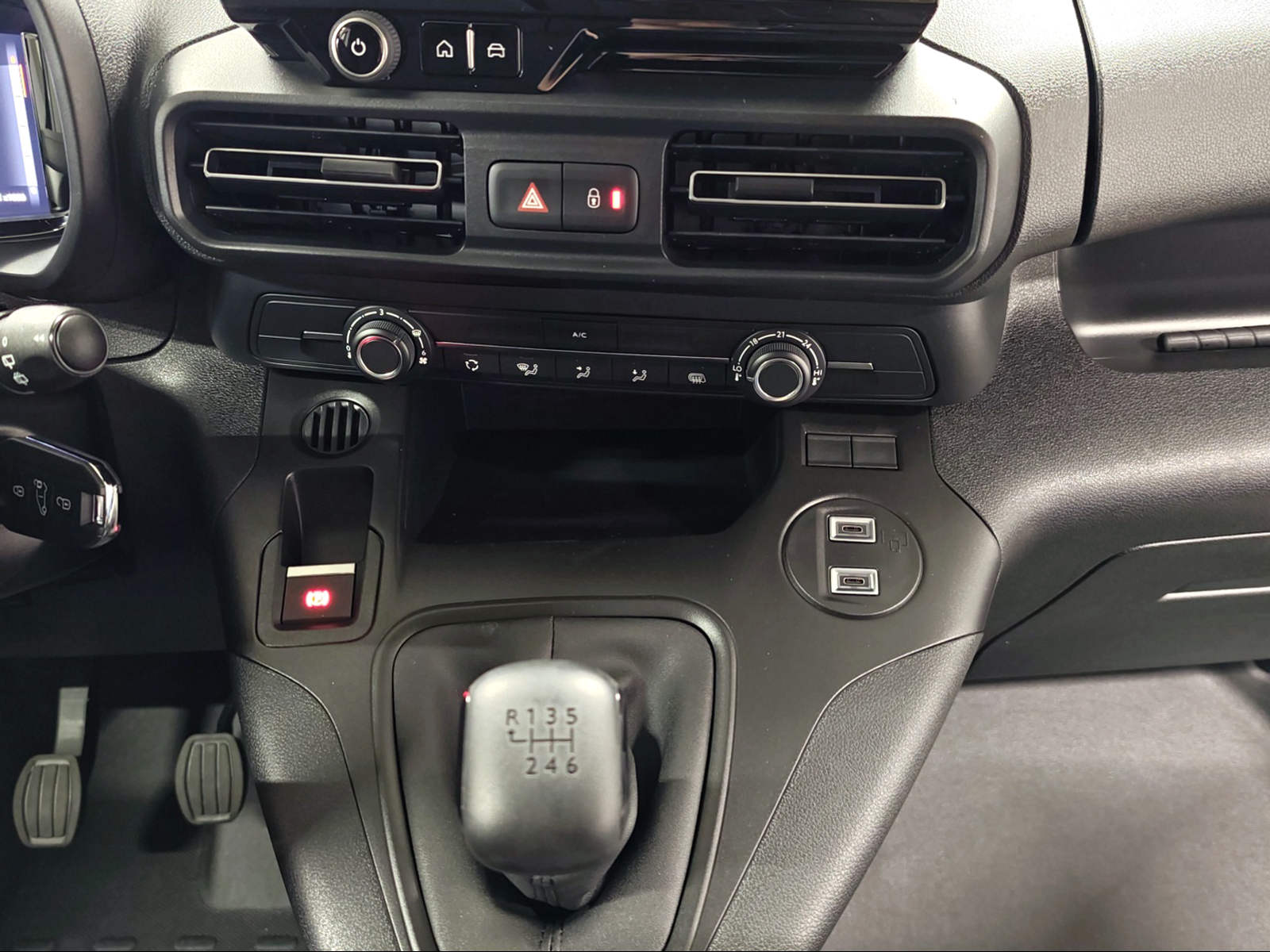 FIAT Doblo 1.5 BlueHDi L1 650kg Easy Pro-image-10