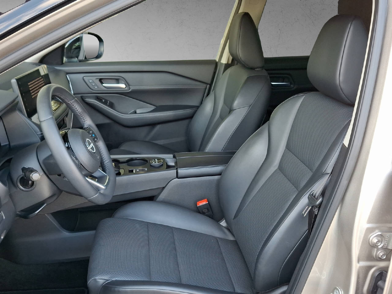 NISSAN X-Trail 1.5 VC-T N-Trek e-4orce-image-5
