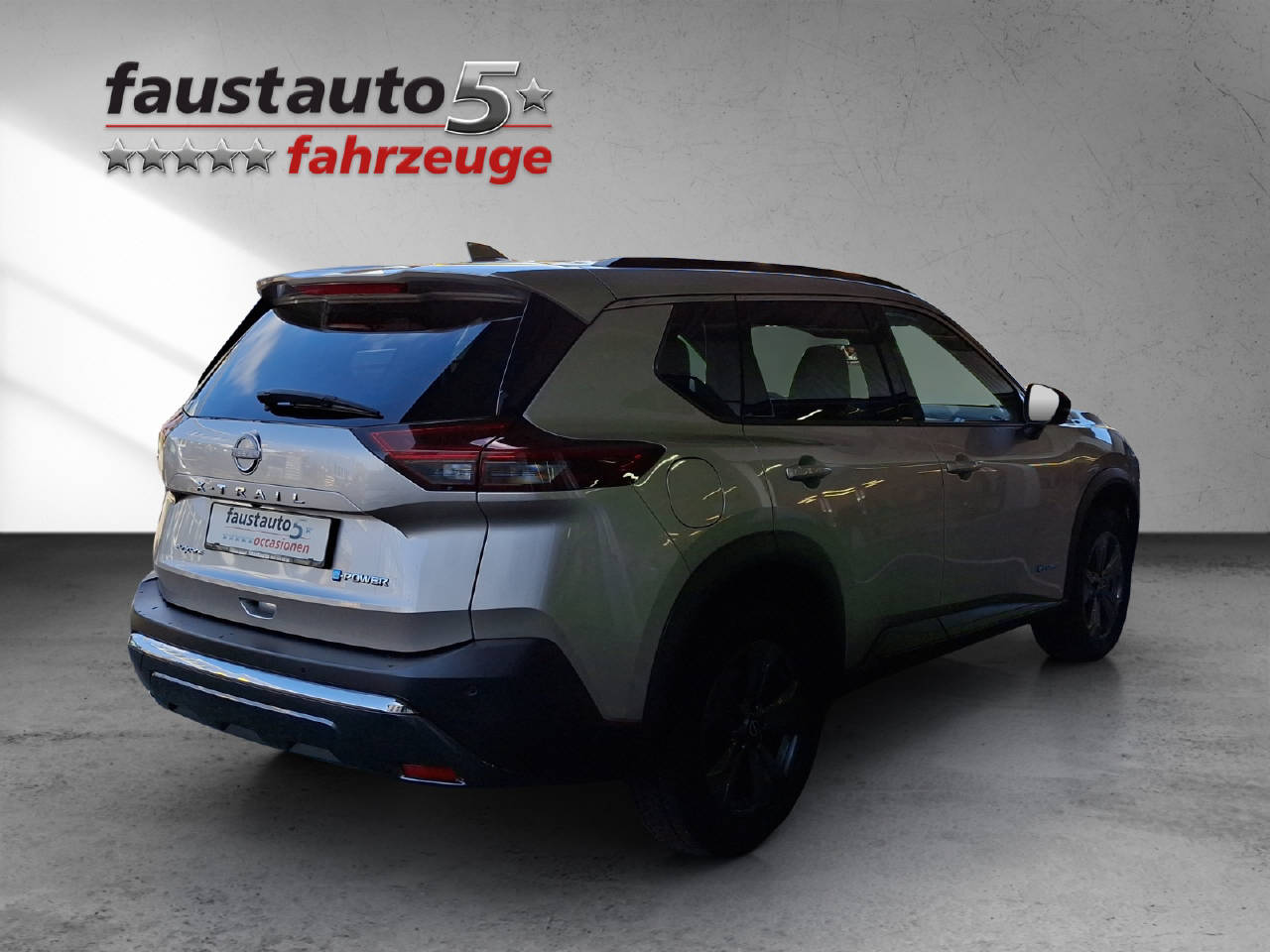 NISSAN X-Trail 1.5 VC-T N-Trek e-4orce-image-4