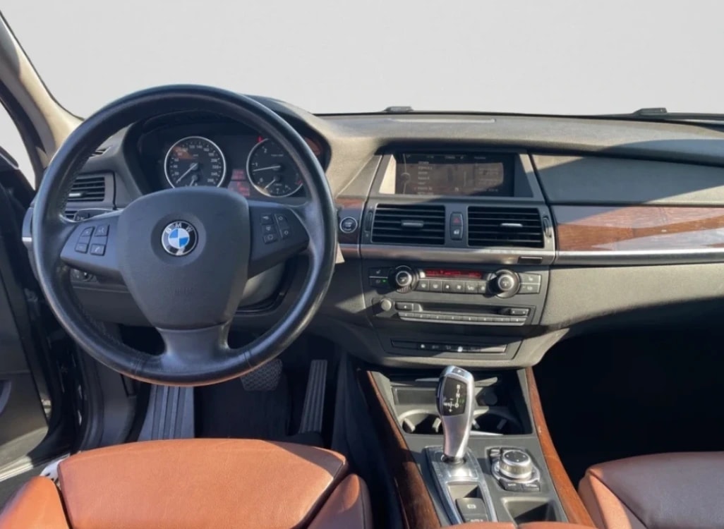 BMW X5 xDrive 40d Steptronic-image-10
