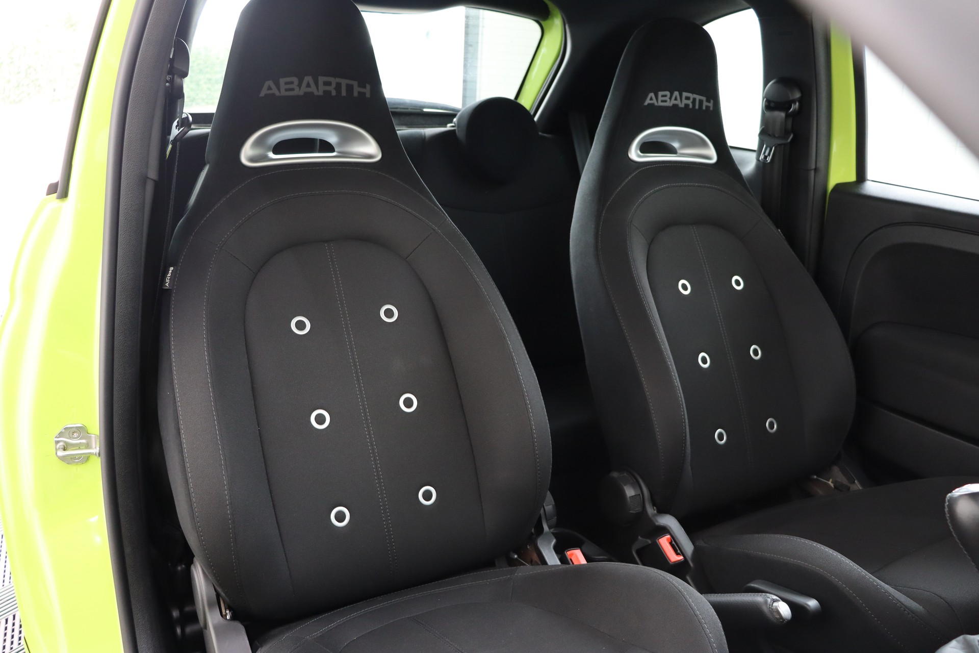 FIAT 595 1.4 16V TURBO ABARTH PISTA * GIFTGRÜN * CH-FAHRZEUG * 70TH-ANNIVERSARY *-image-14