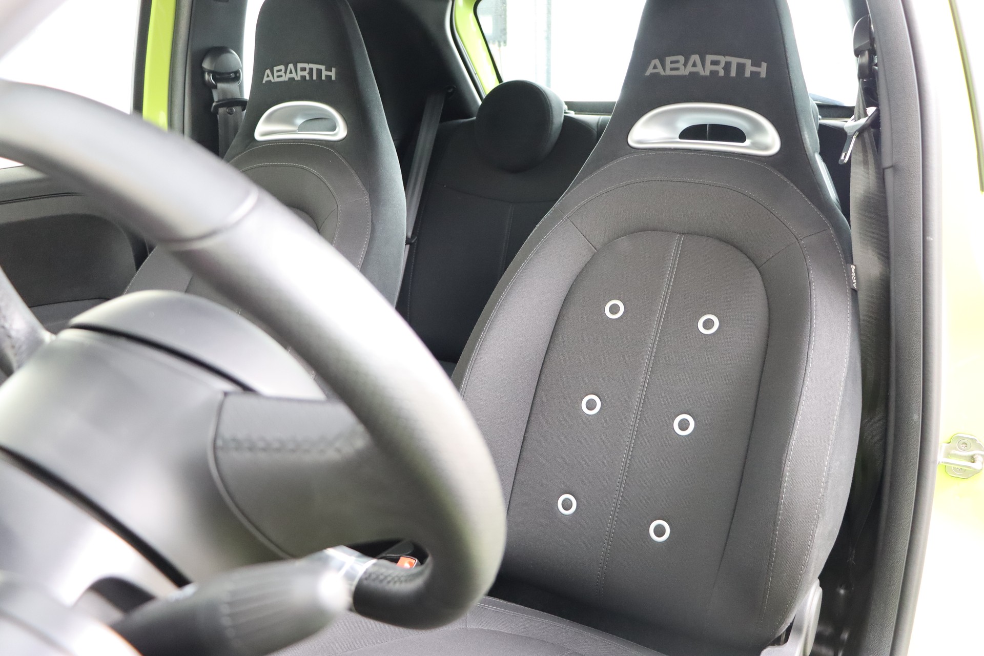 FIAT 595 1.4 16V TURBO ABARTH PISTA * GIFTGRÜN * CH-FAHRZEUG * 70TH-ANNIVERSARY *-image-13