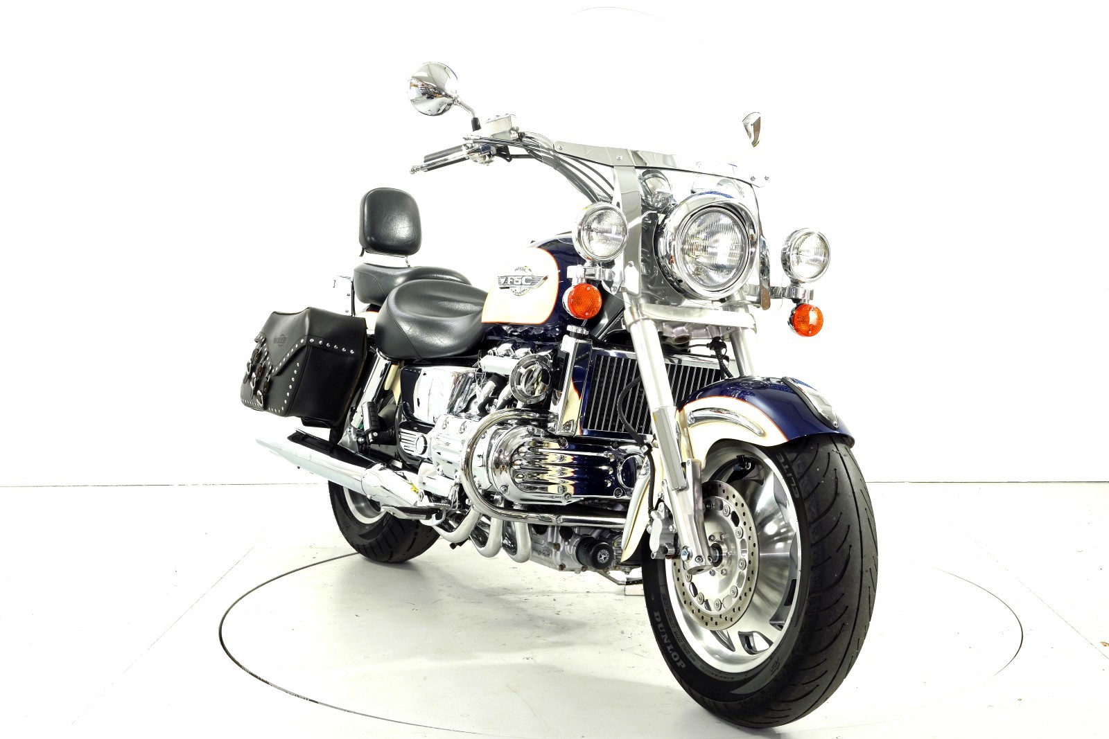 HONDA GL 1500C-image-1