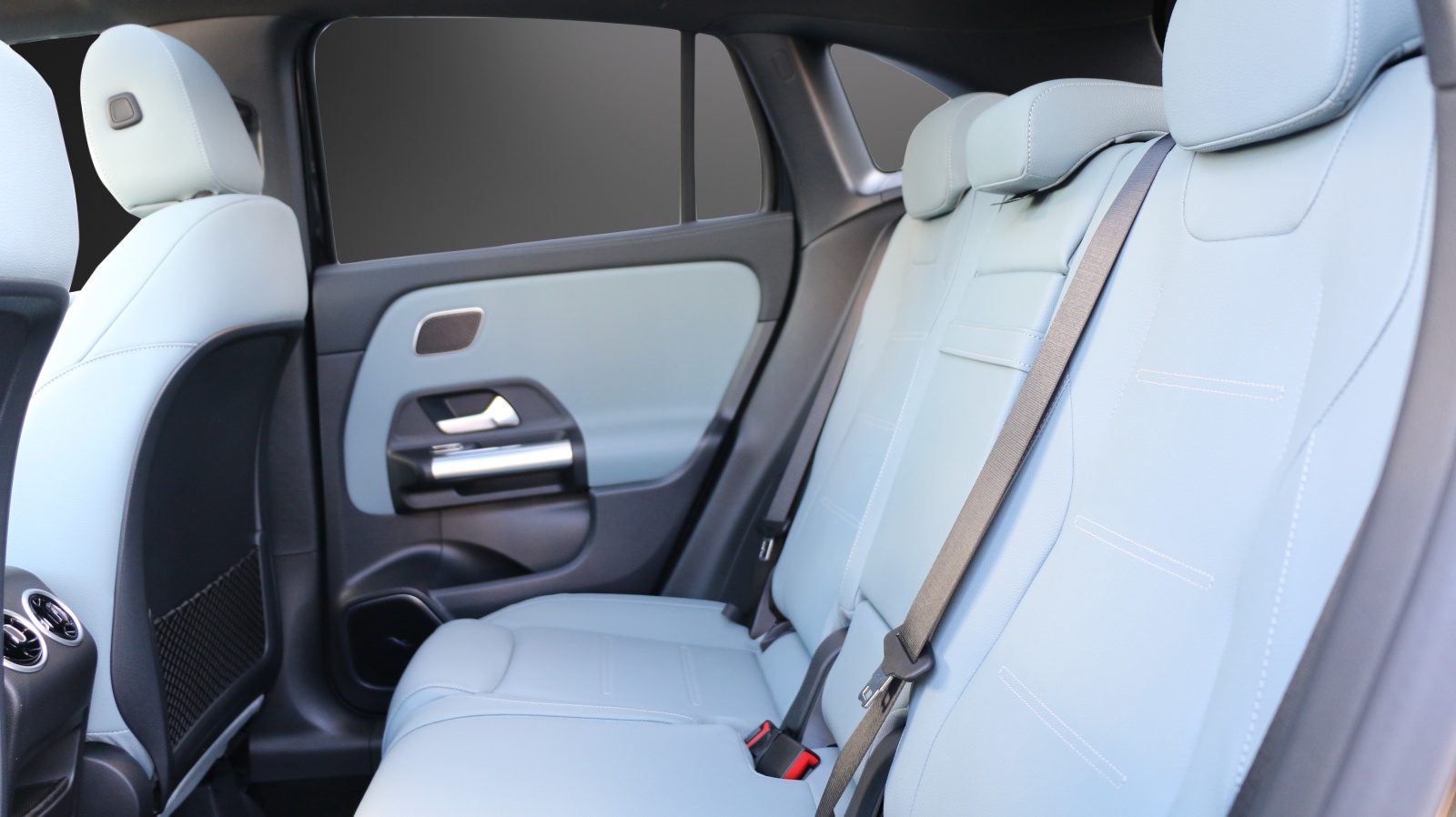 MERCEDES-BENZ GLA 250 4MATIC Swiss Star-image-8