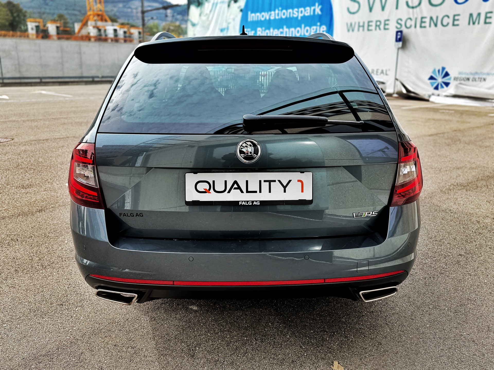 SKODA Octavia Combi 2.0 TDI RS 4x4 DSG-showroom-element-3