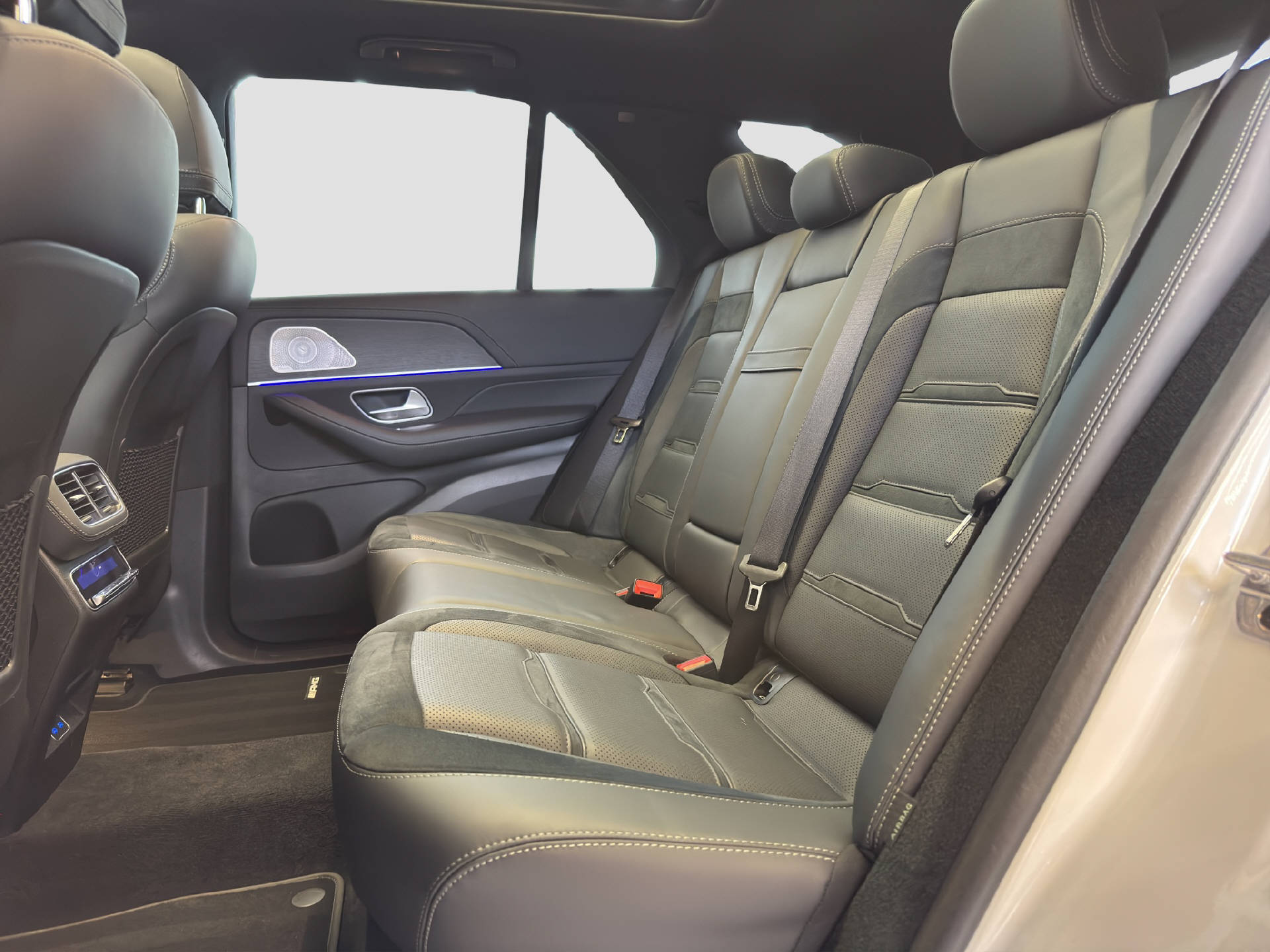 MERCEDES-BENZ GLE 53 AMG 4MATIC+-image-13