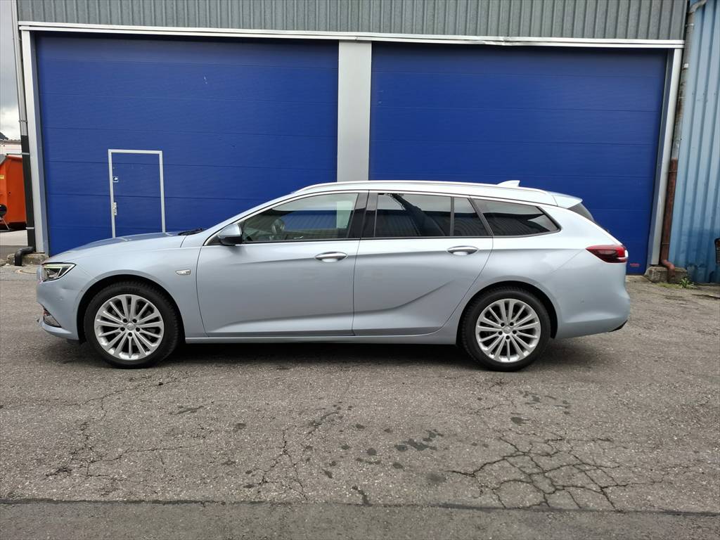 OPEL Insignia 2.0 CDTI Sports Tourer Excellence Automatic-image-1