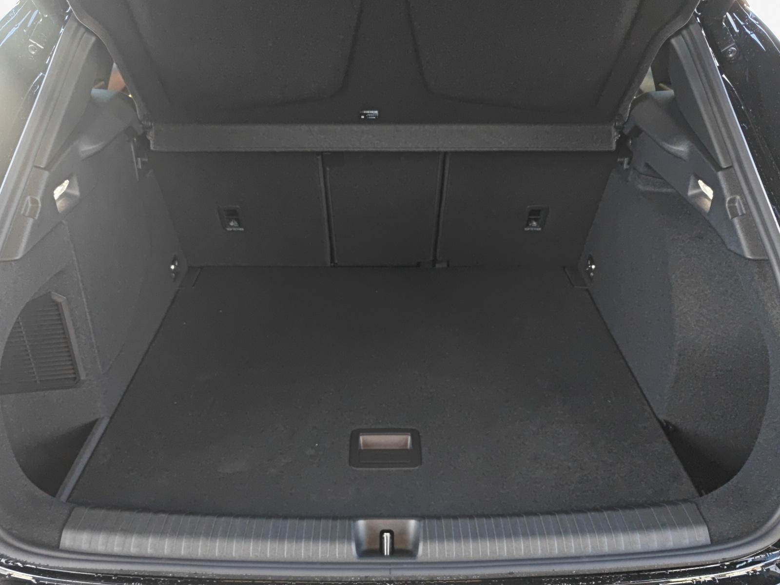 CUPRA Terramar 2.0 TSI DSG 4Drive VZ-image-12