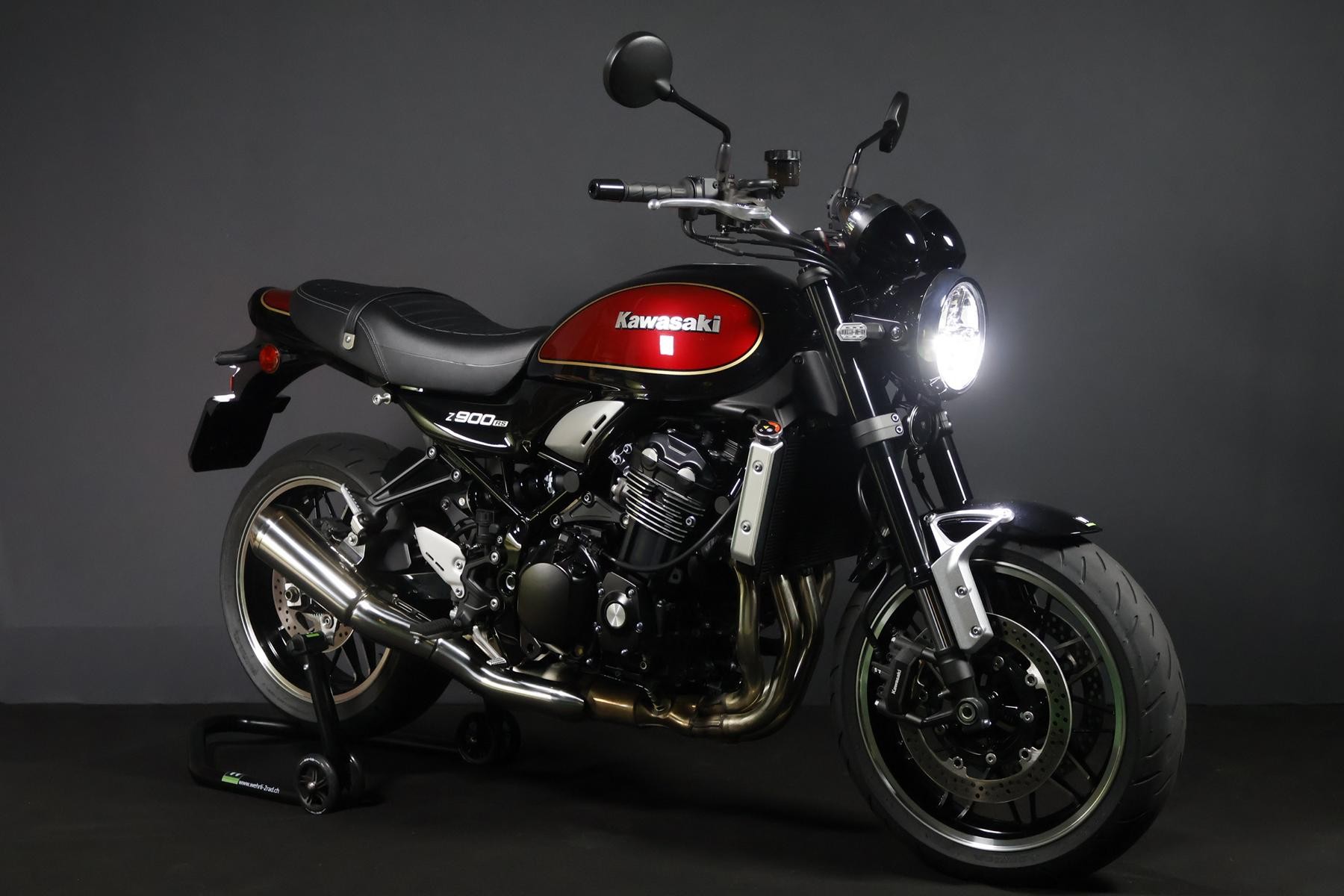 KAWASAKI Z 900 RS-image-2
