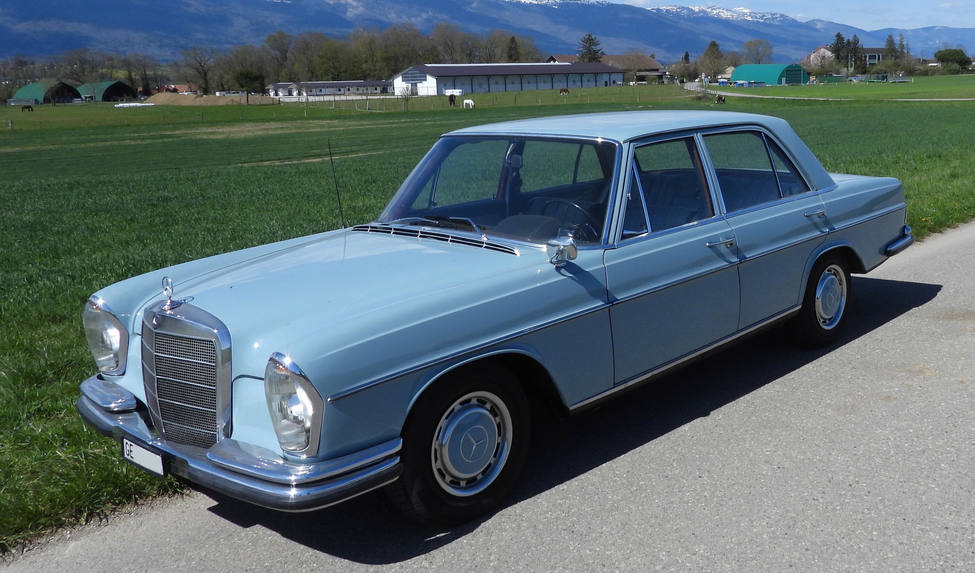 MERCEDES-BENZ 250 SE