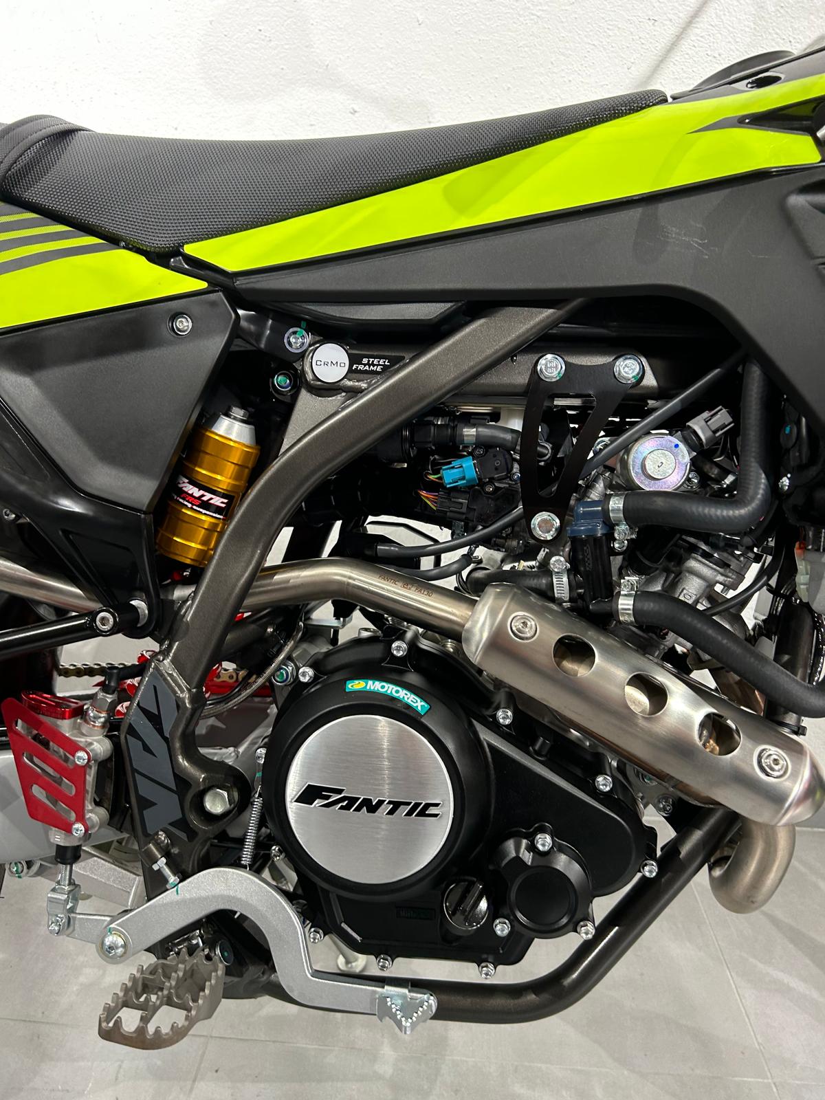 FANTIC XMF 125 (Competition)-image-2