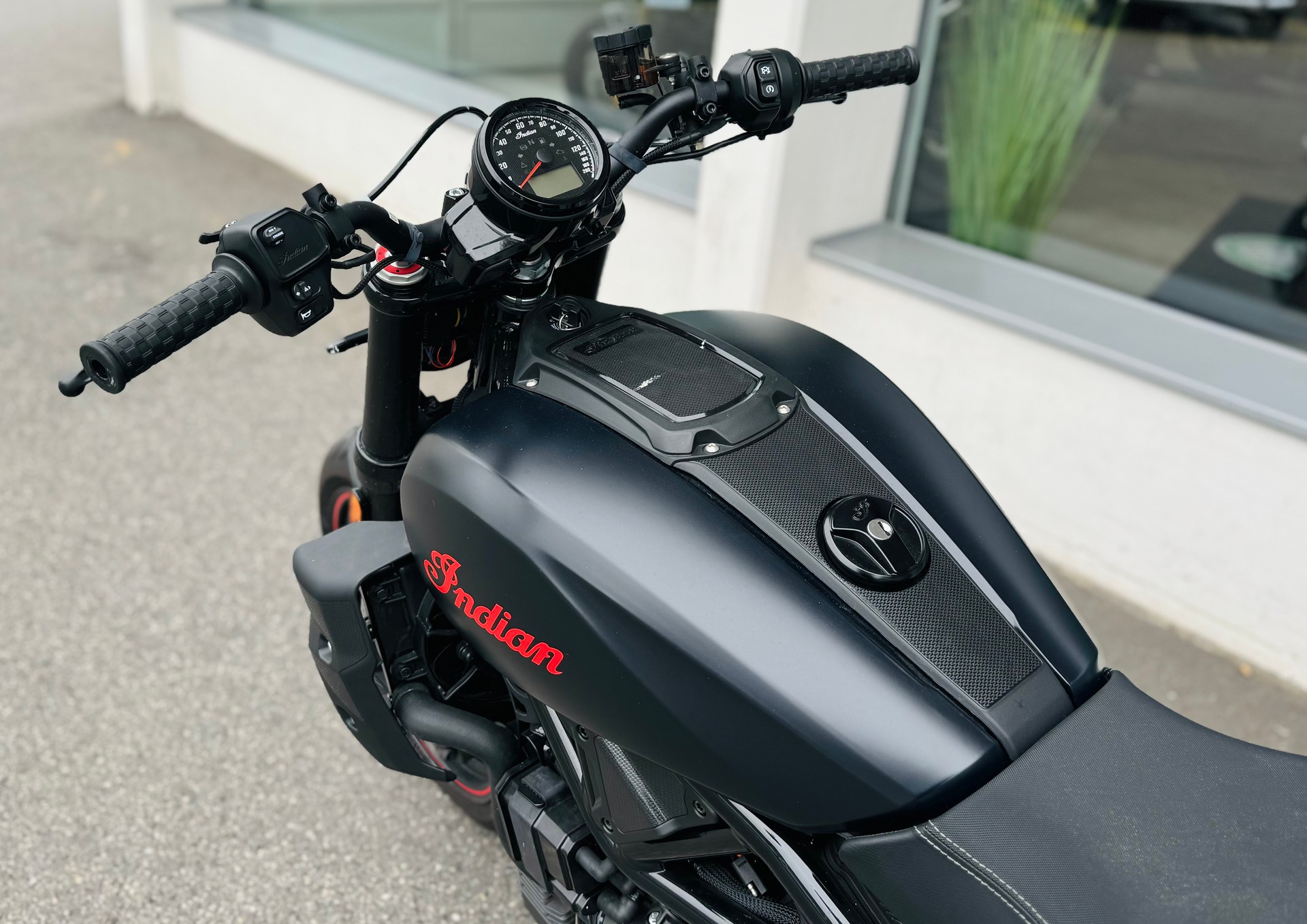 INDIAN FTR 1200-image-10