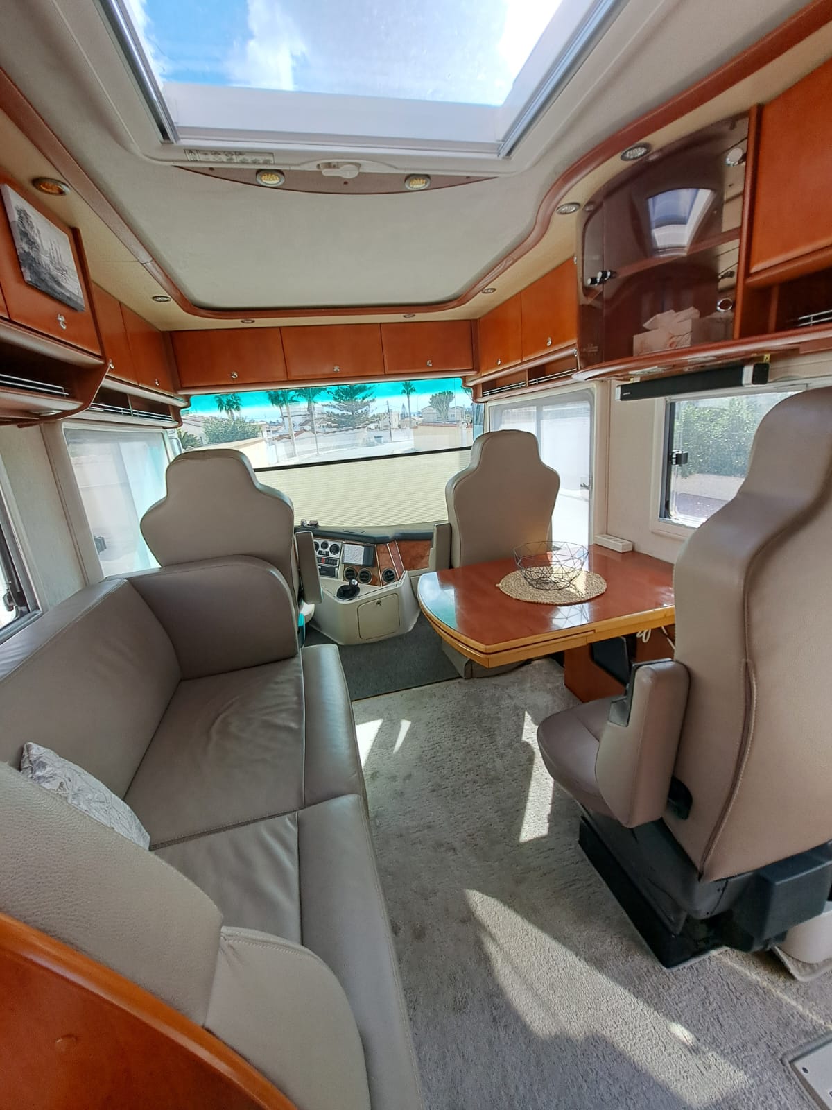 CONCORDE Charisma II 890M Bar Version-image-13