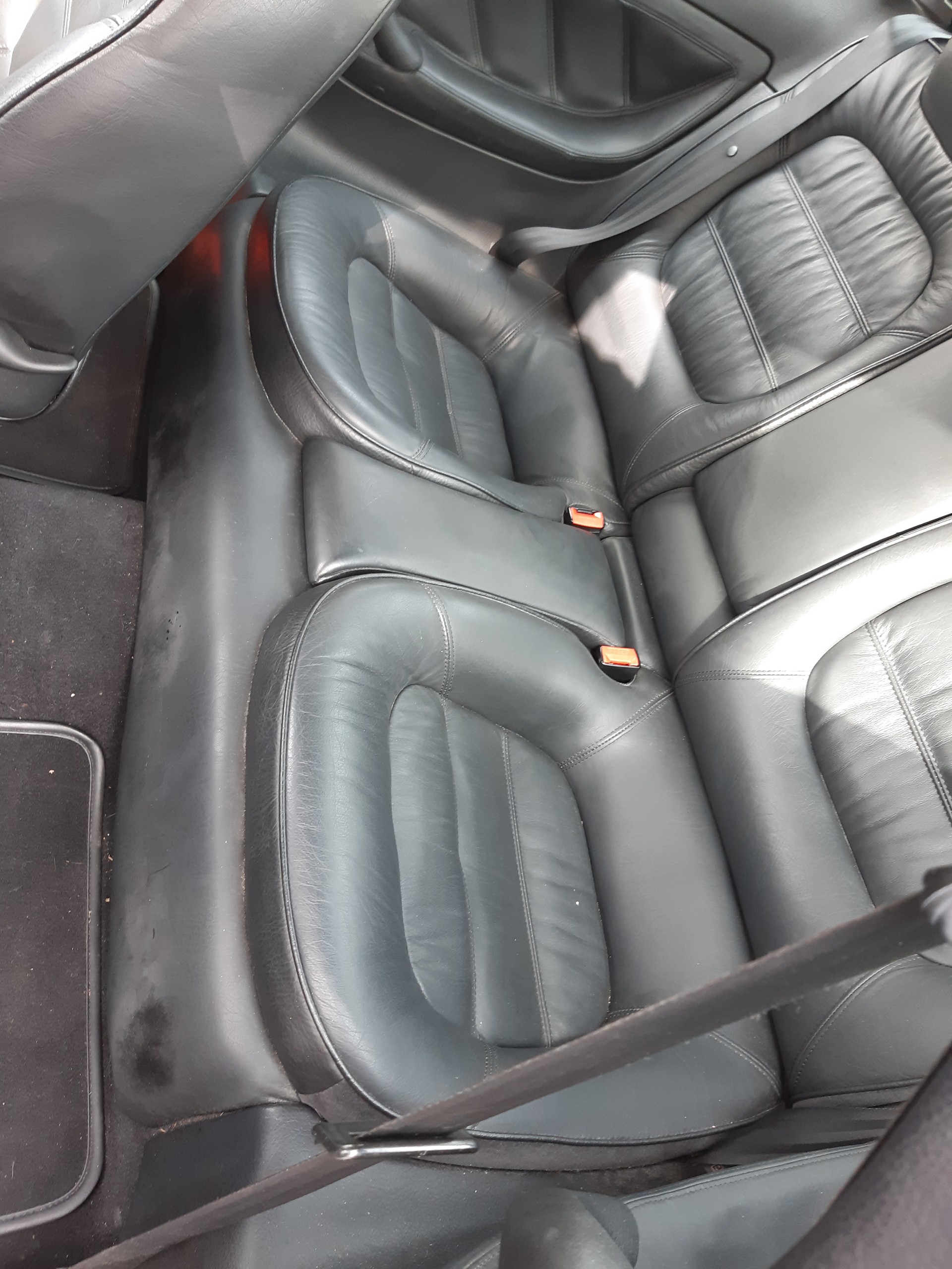 PEUGEOT 406 Coupé 3.0 V6-image-9