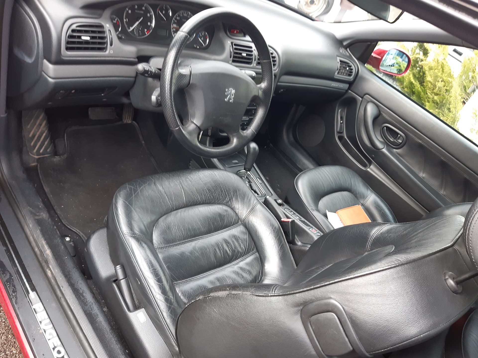 PEUGEOT 406 Coupé 3.0 V6-image-7