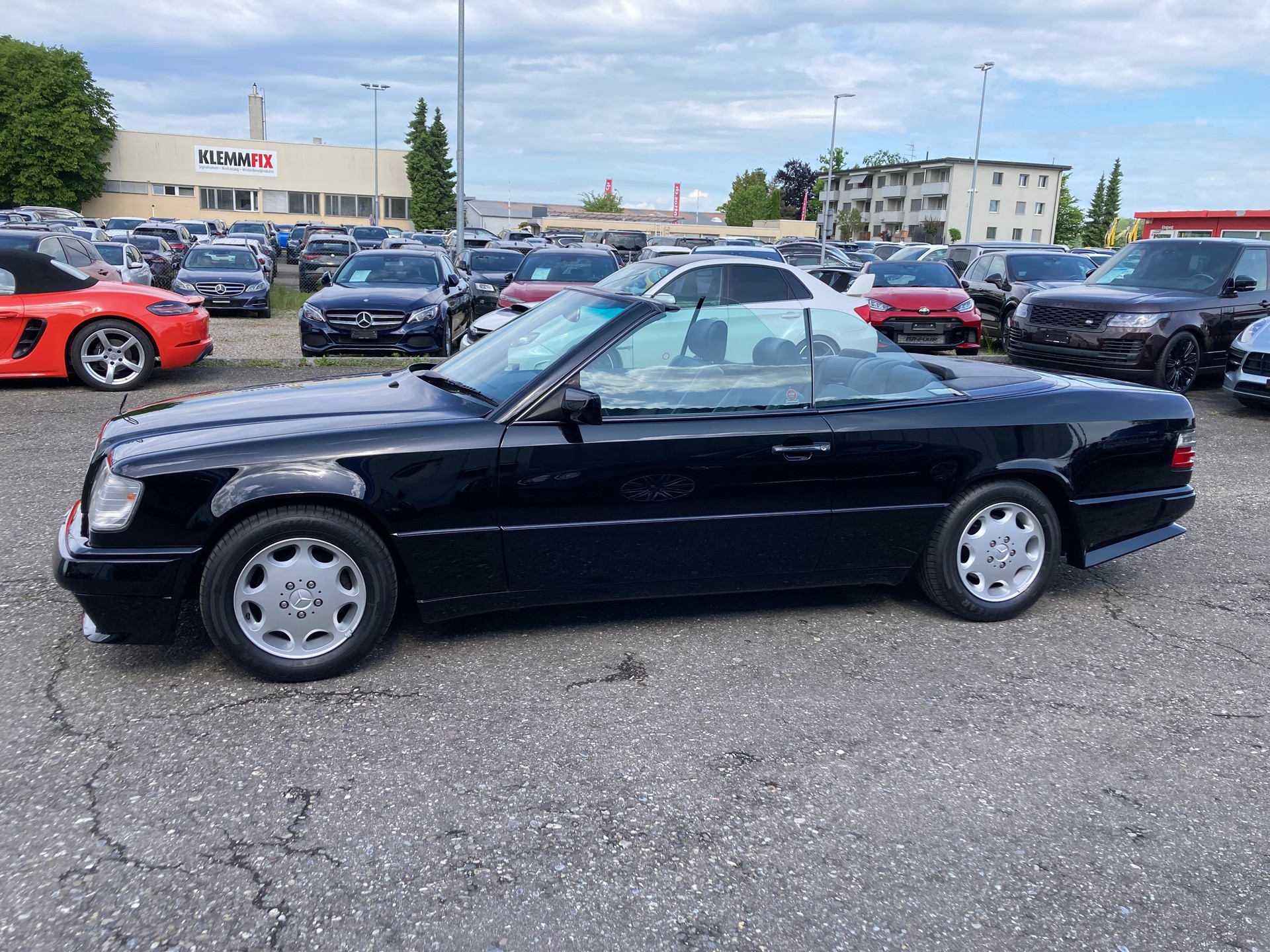 MERCEDES-BENZ E 220 Cabrio-image-5