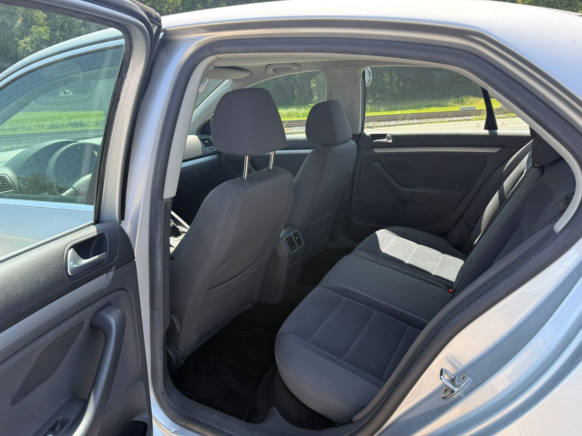 VW Jetta 1.4 TSI Comfortline-image-11