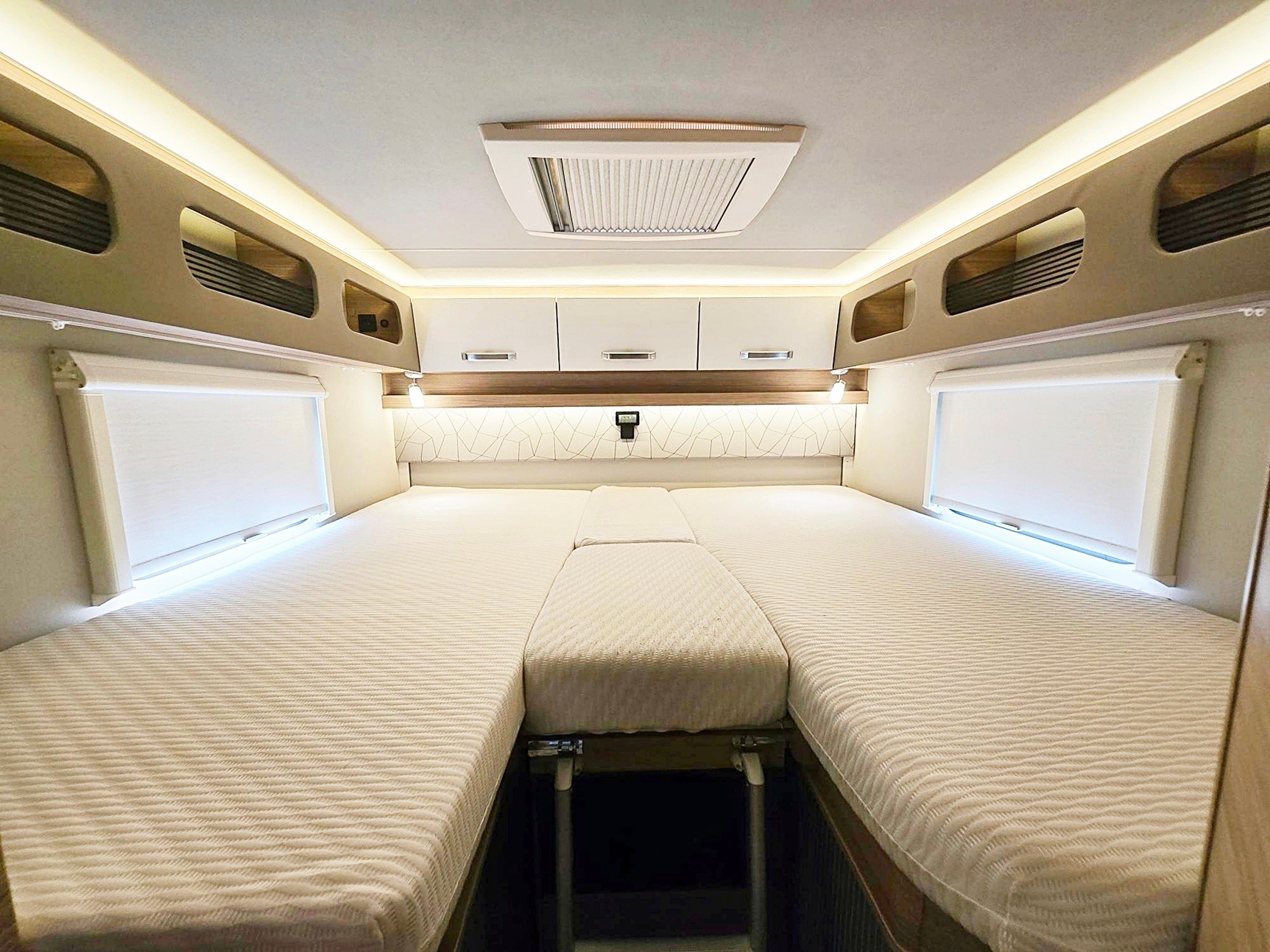WEINSBERG CARACOMPACT 600 MEG PEPPER EDITION 2,2 HDI PEUGEOT-image-10