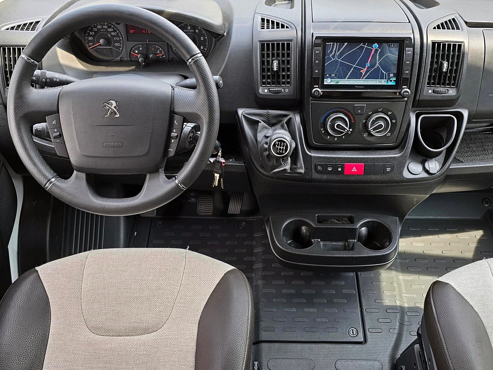 WEINSBERG CARACOMPACT 600 MEG PEPPER EDITION 2,2 HDI PEUGEOT-image-4