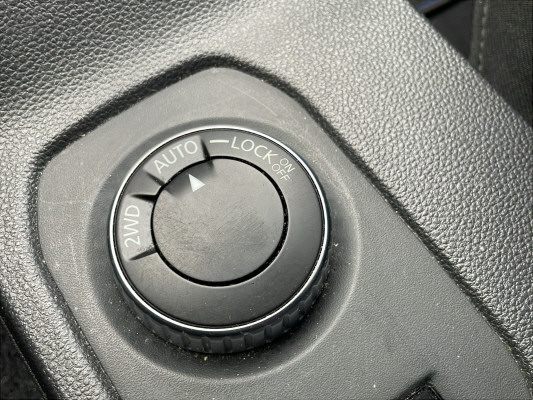 DACIA Duster TCe 150 Celebr.4x4-image-13