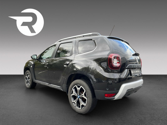 DACIA Duster TCe 150 Celebr.4x4-image-3