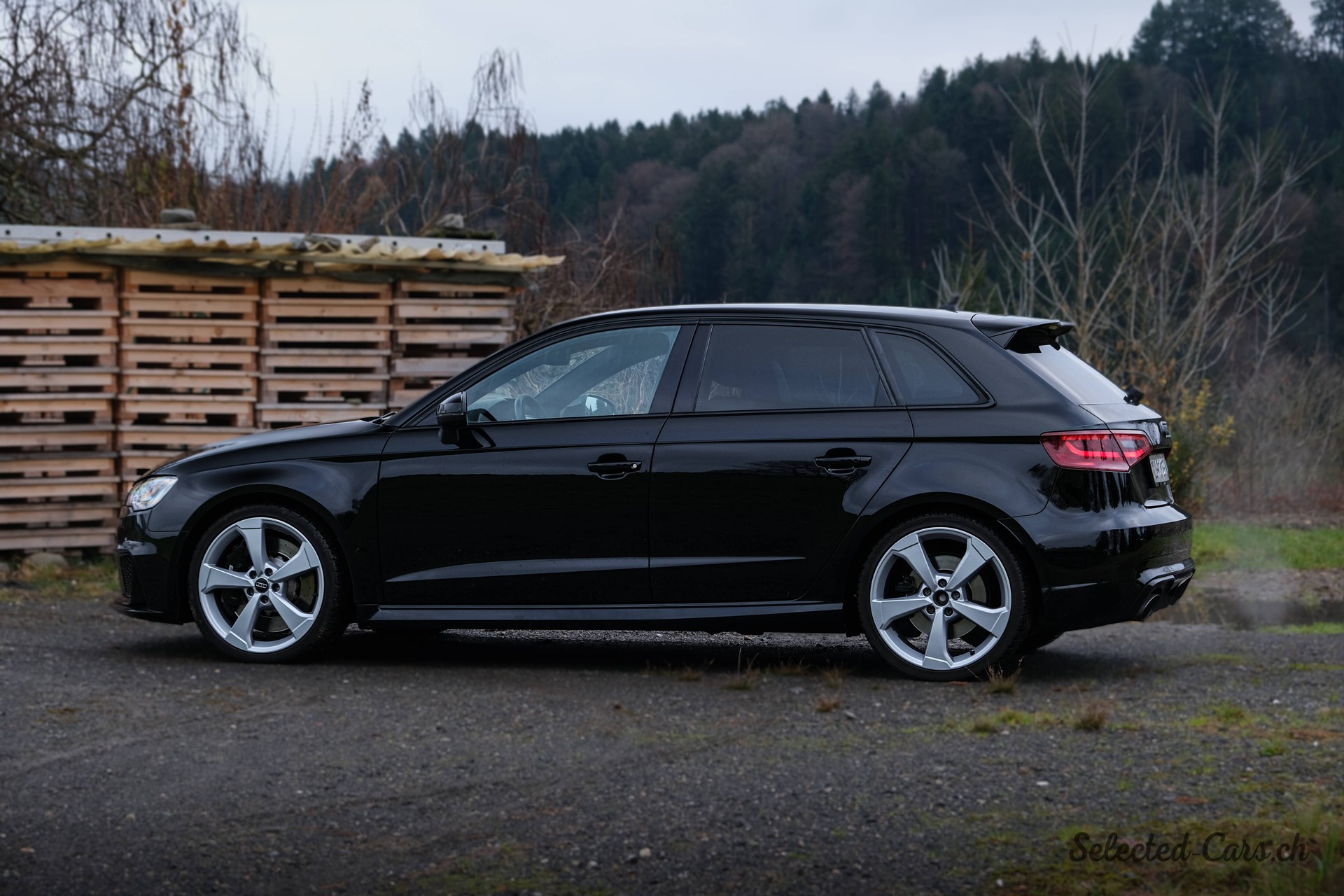 AUDI RS3 2.5 TSI quattro S-tronic-image-3