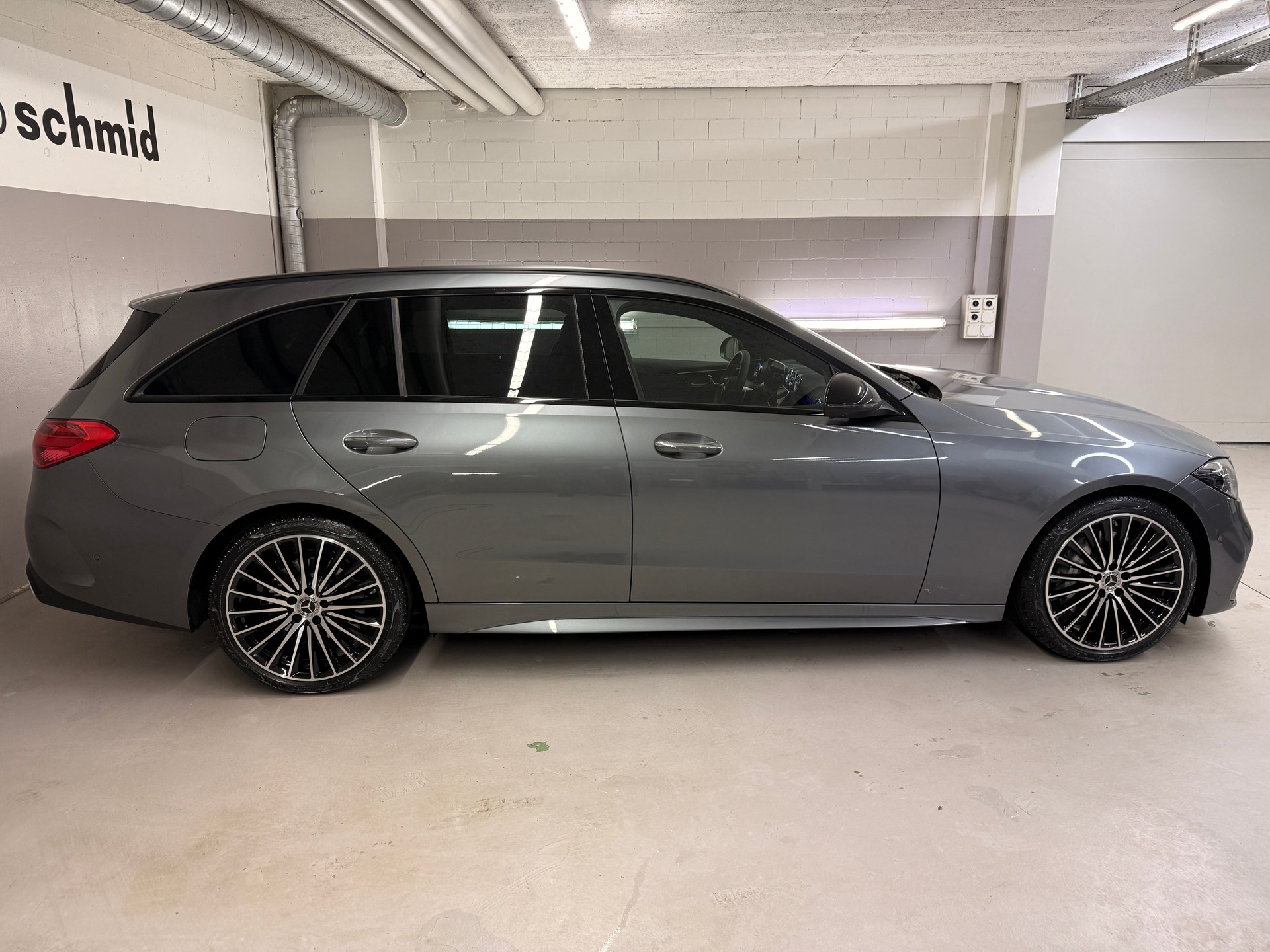 MERCEDES-BENZ C 300 4MATIC T-Modell-showroom-element-2