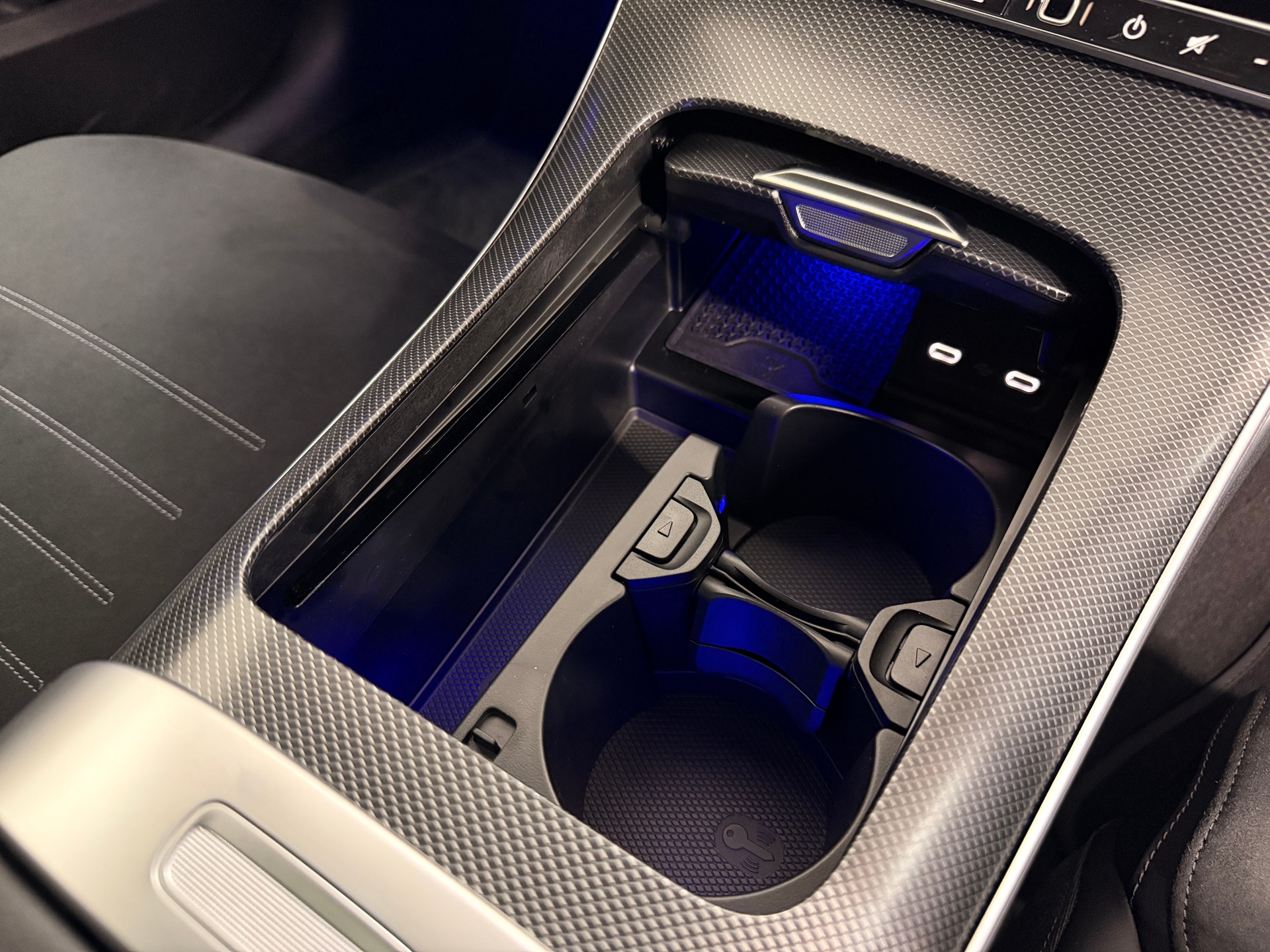 MERCEDES-BENZ C 300 4MATIC T-Modell-image-13