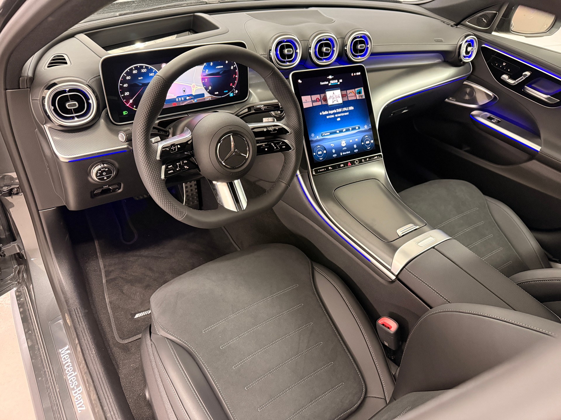MERCEDES-BENZ C 300 4MATIC T-Modell-image-6