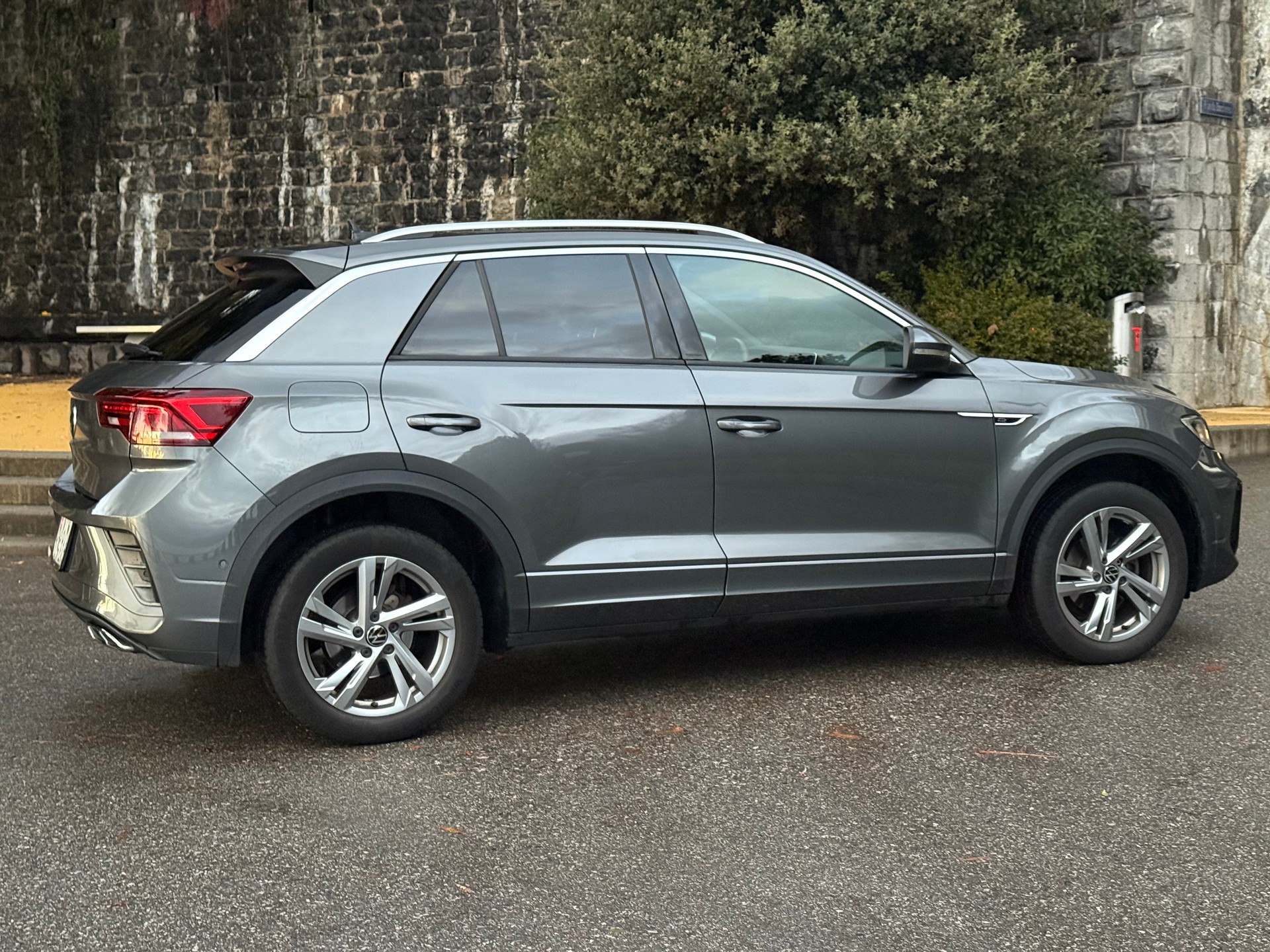 VW T-Roc 1.5 TSI EVO R-Line DSG-image-4