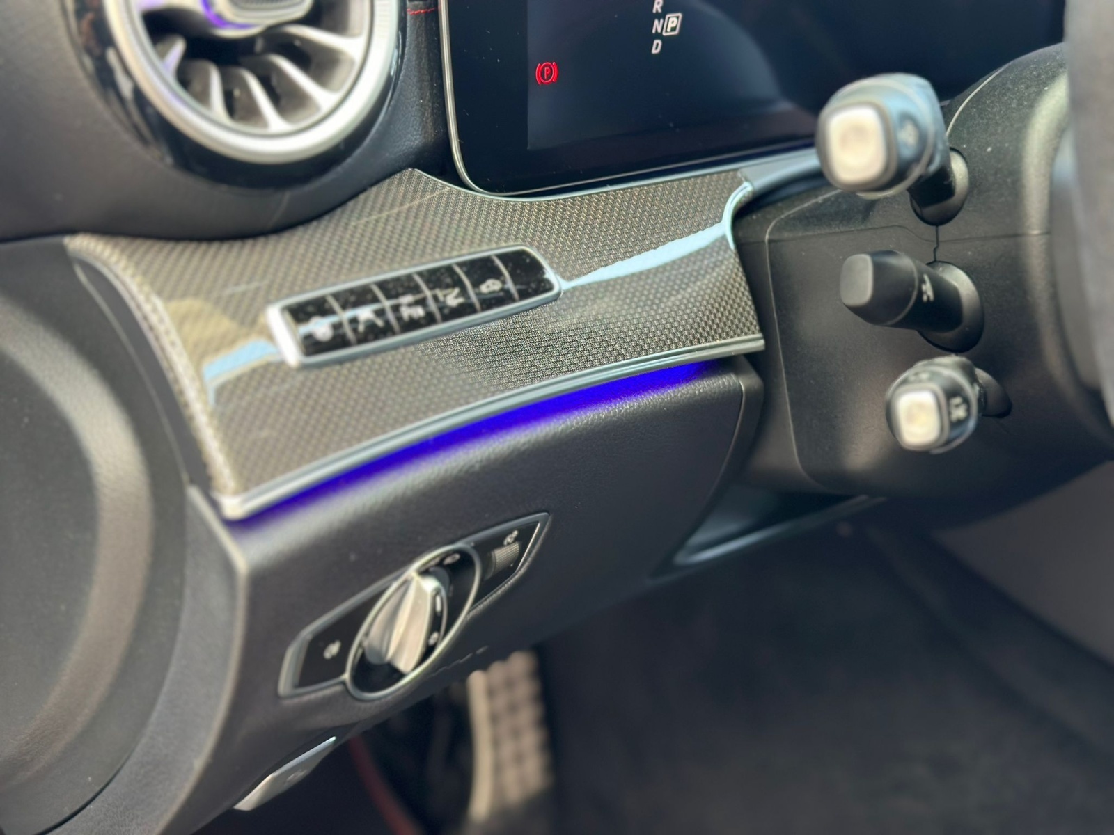 MERCEDES-BENZ E 43 AMG 4Matic 9G-Tronic-image-19