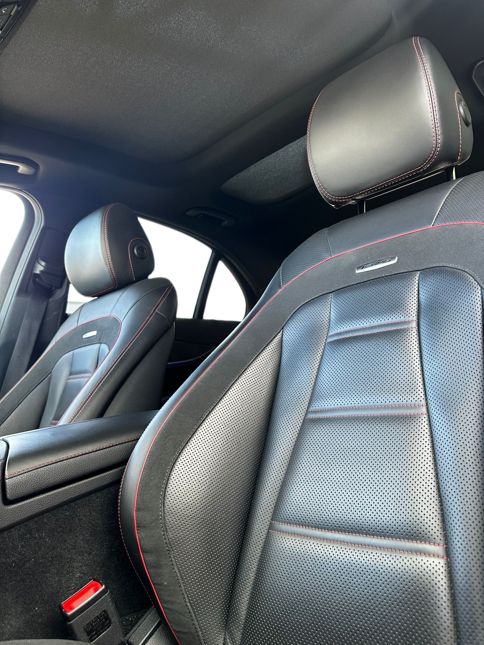MERCEDES-BENZ E 43 AMG 4Matic 9G-Tronic-image-18