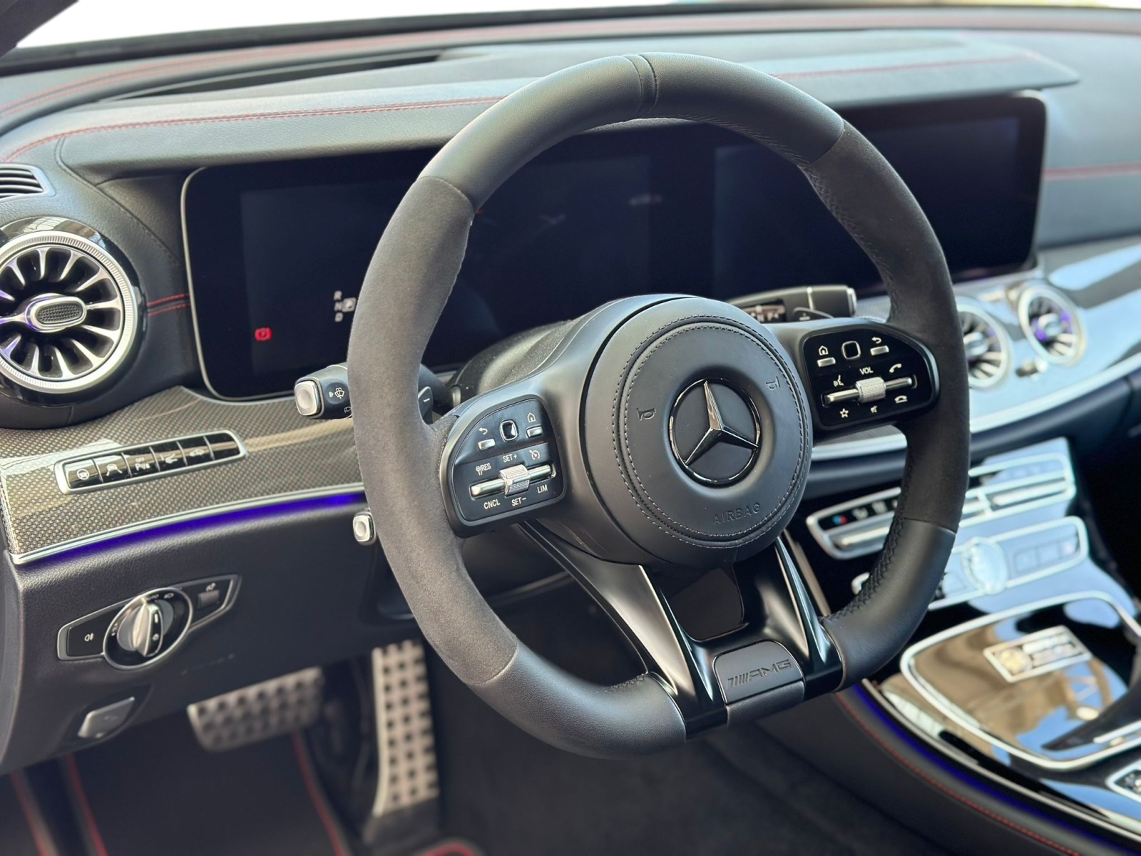 MERCEDES-BENZ E 43 AMG 4Matic 9G-Tronic-image-9