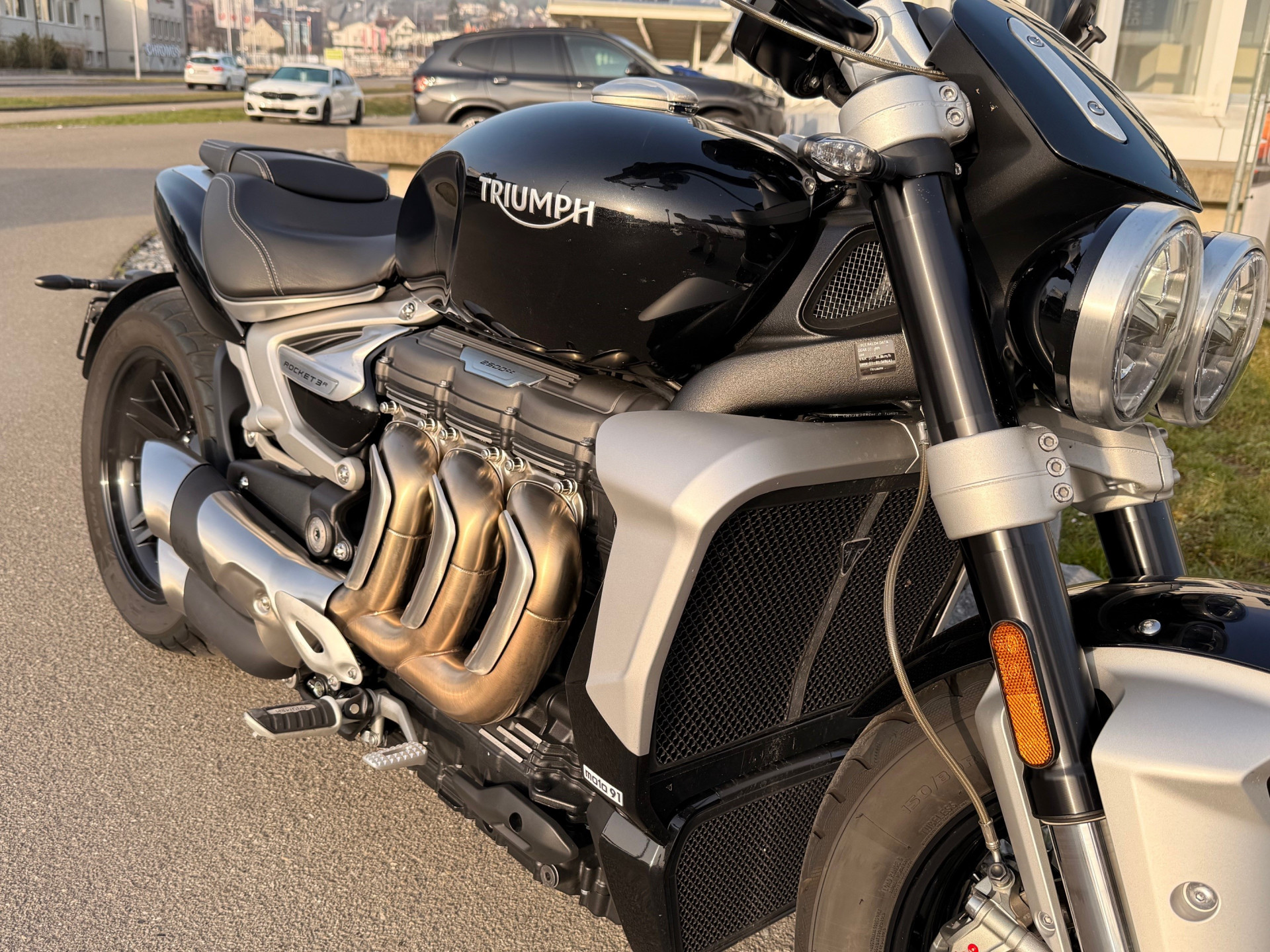 TRIUMPH Rocket 3 R Modell R-image-2