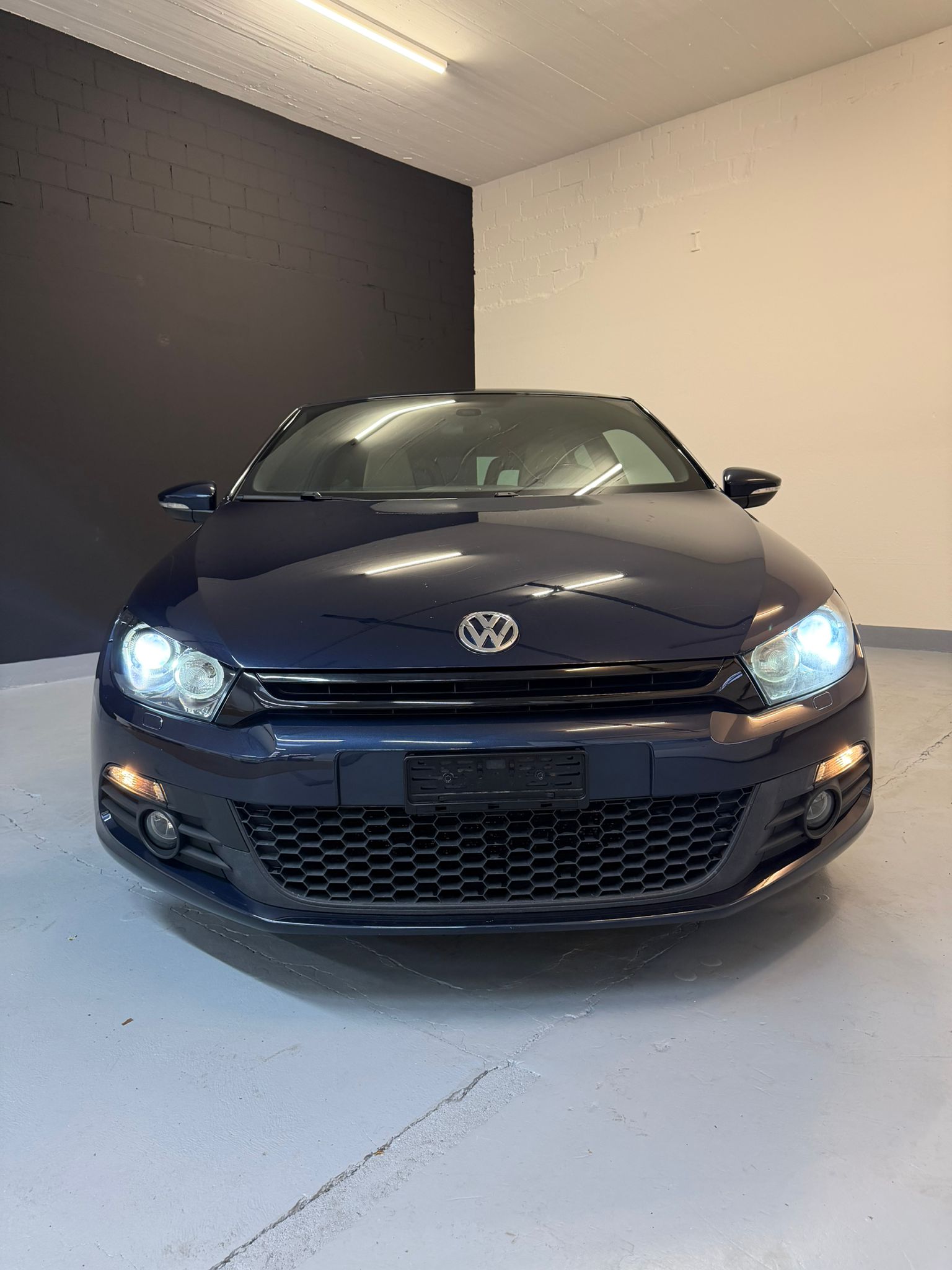 VW Scirocco 2.0 TSI Team DSG ***CH - Fahrzeug*** ''19 Zoll Orginal VW Felgen''-showroom-element-1