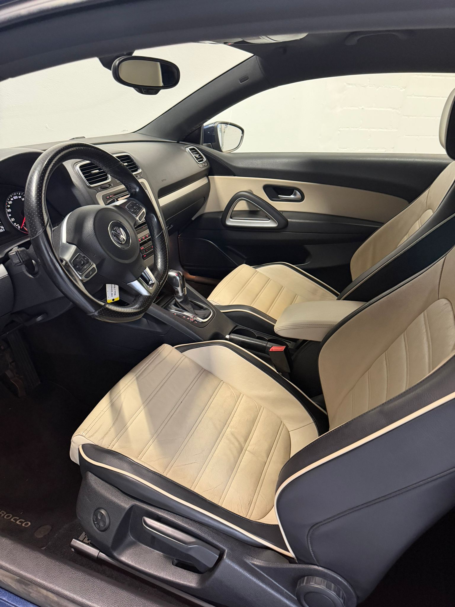 VW Scirocco 2.0 TSI Team DSG ***CH - Fahrzeug*** ''19 Zoll Orginal VW Felgen''-image-10
