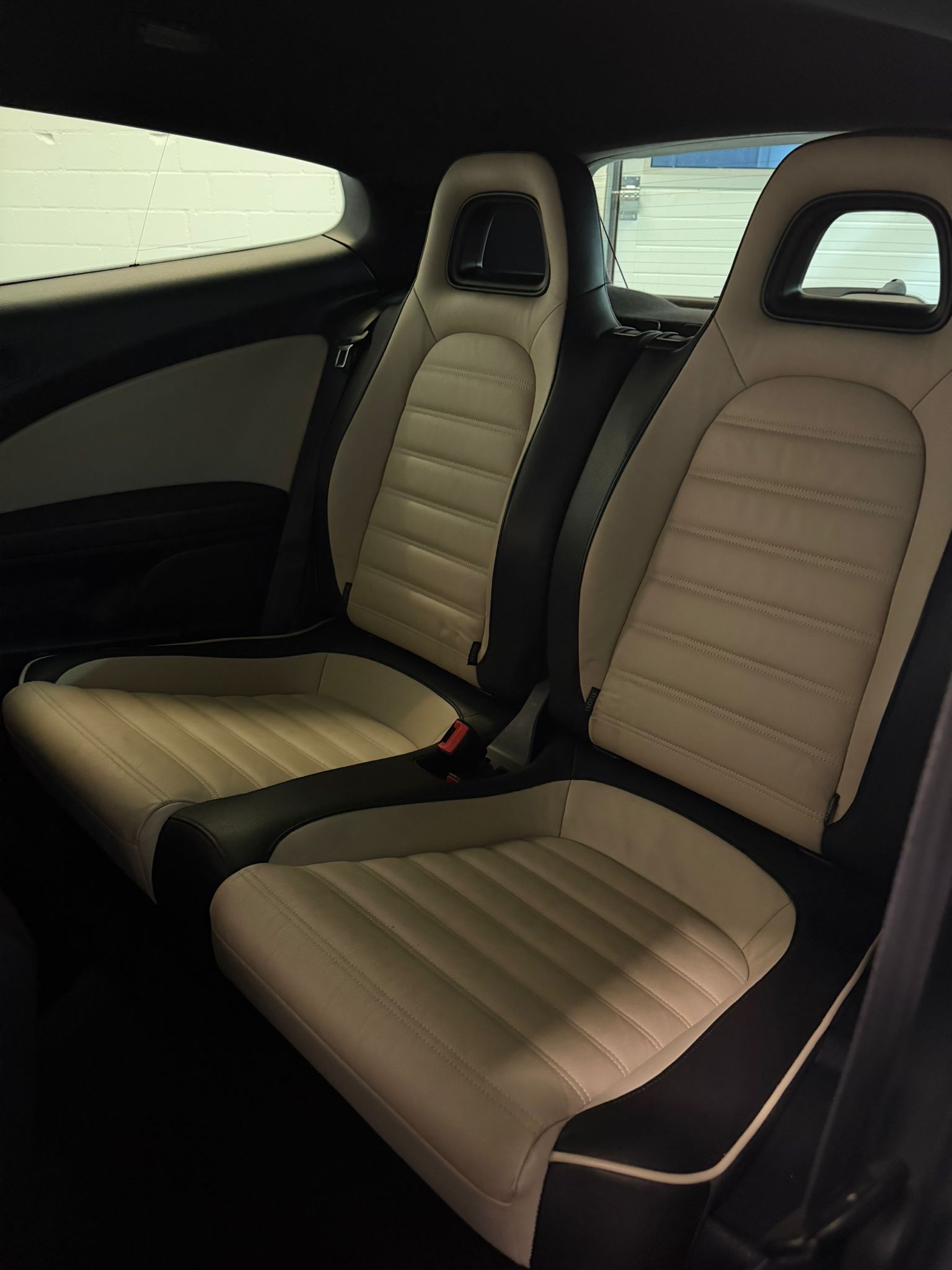 VW Scirocco 2.0 TSI Team DSG ***CH - Fahrzeug*** ''19 Zoll Orginal VW Felgen''-image-12