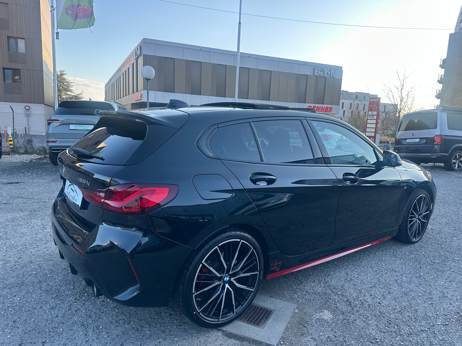 BMW 128ti M Sport Pro Steptronic-image-9