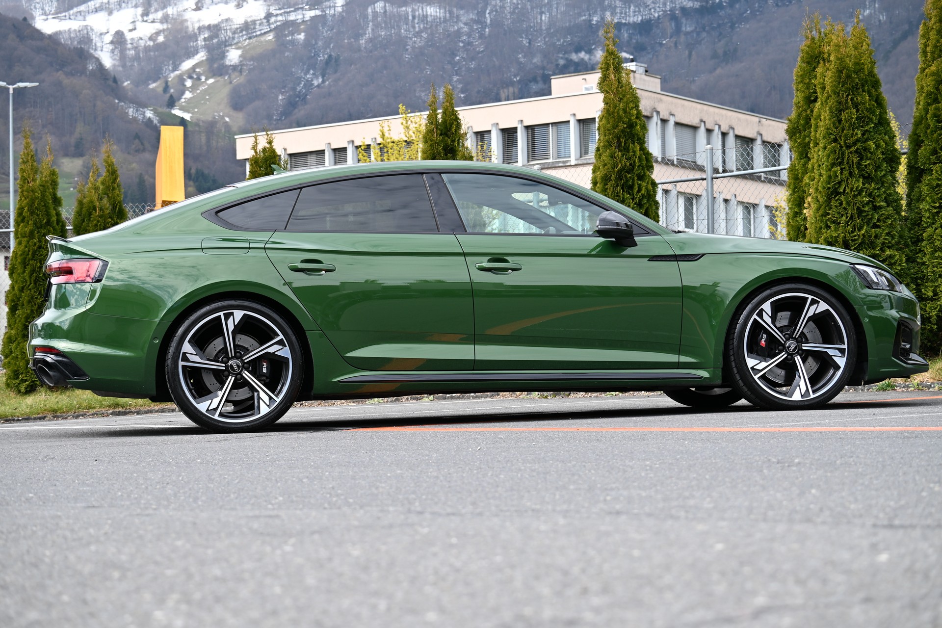 AUDI RS5 Sportback 2.9 TFSI Quattro tiptronic AB SEVICE UND MFK sowie CH Fahrzeug TOP ANGEBOT TOP GEPFLEGT!!!!!!-image-8