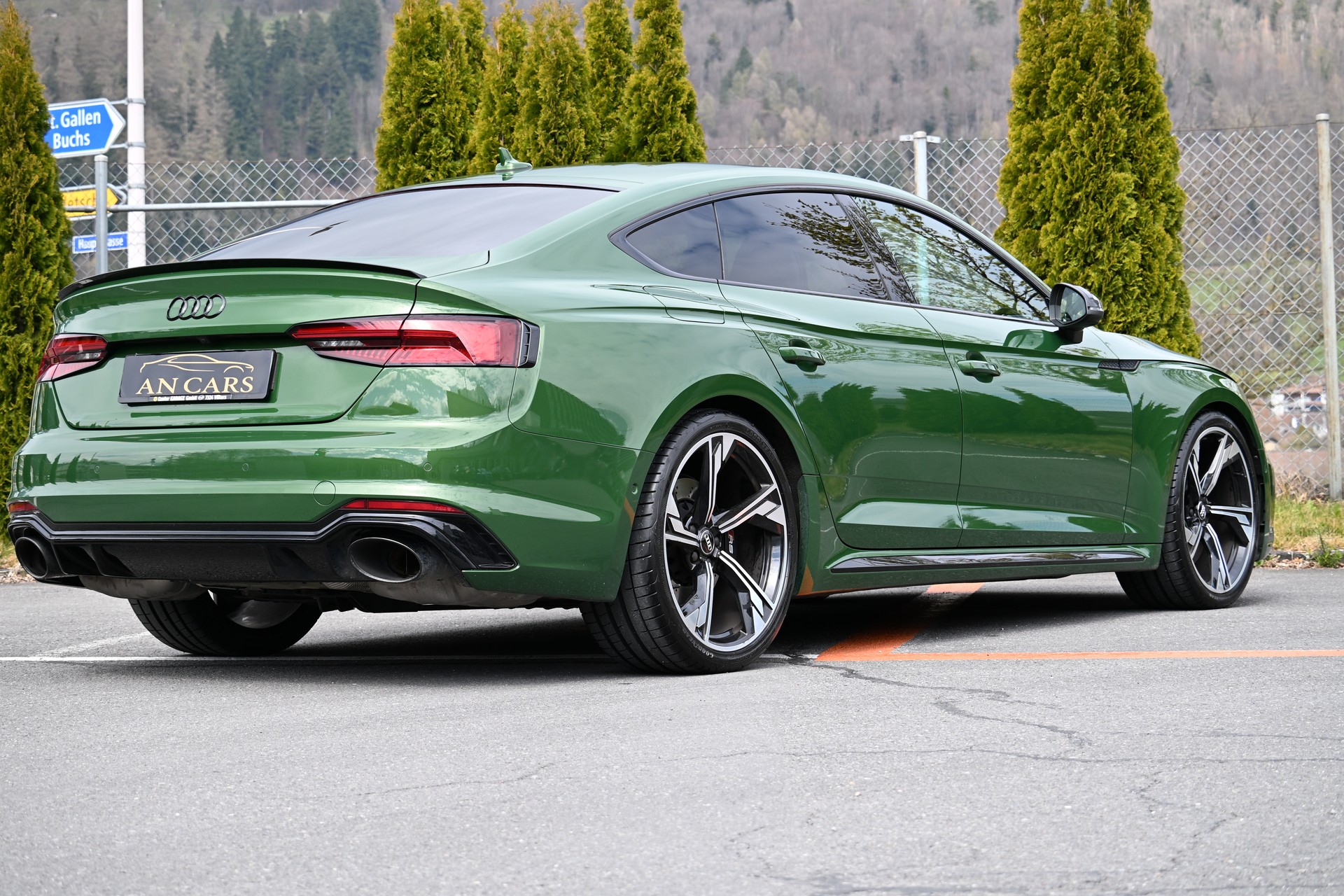 AUDI RS5 Sportback 2.9 TFSI Quattro tiptronic AB SEVICE UND MFK sowie CH Fahrzeug TOP ANGEBOT TOP GEPFLEGT!!!!!!-image-7