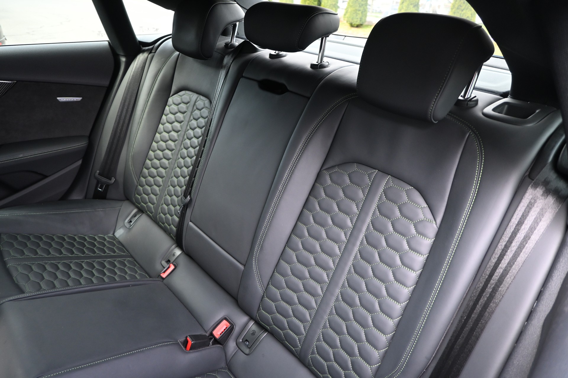 AUDI RS5 Sportback 2.9 TFSI Quattro tiptronic AB SEVICE UND MFK sowie CH Fahrzeug TOP ANGEBOT TOP GEPFLEGT!!!!!!-image-11