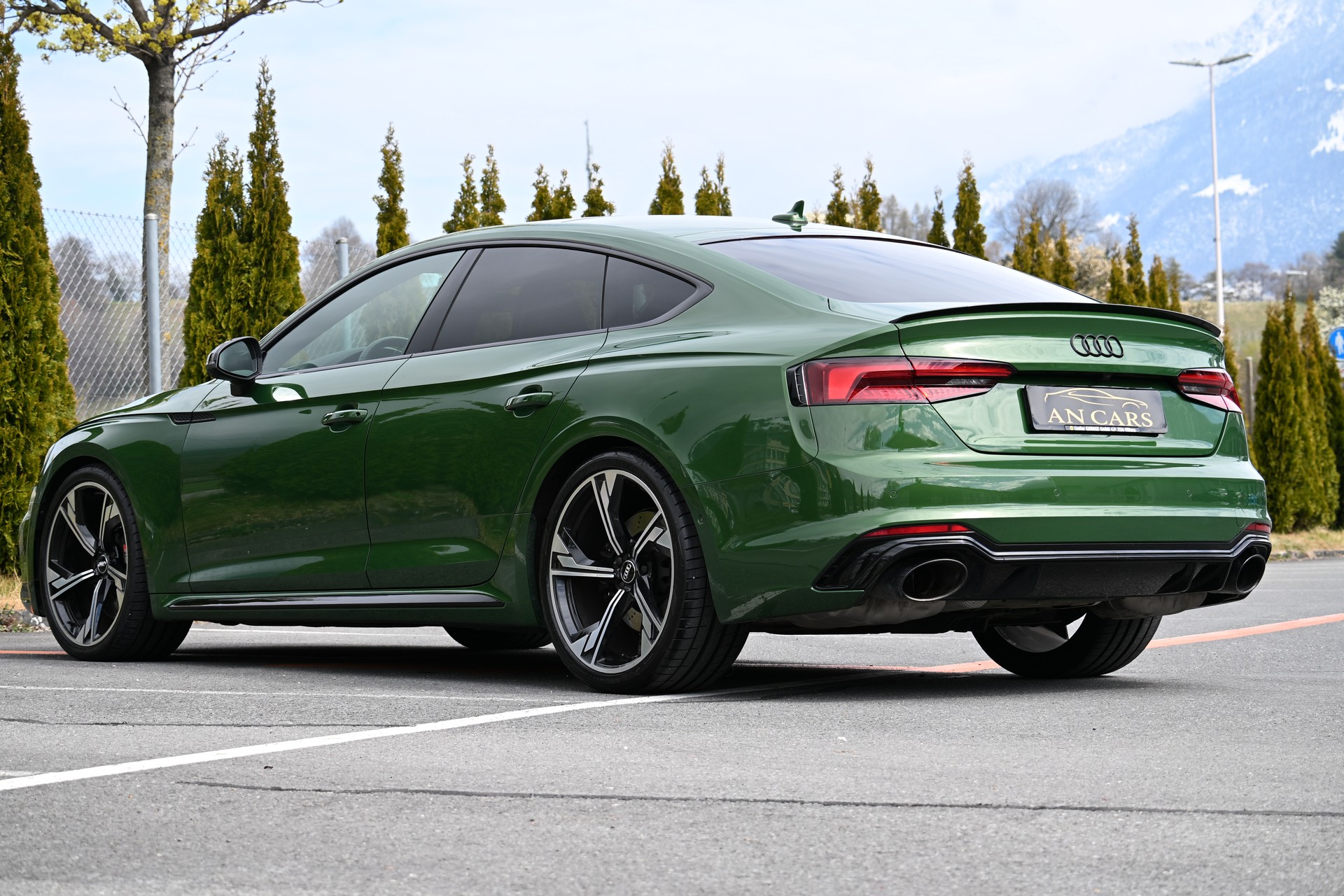AUDI RS5 Sportback 2.9 TFSI Quattro tiptronic AB SEVICE UND MFK sowie CH Fahrzeug TOP ANGEBOT TOP GEPFLEGT!!!!!!-image-6
